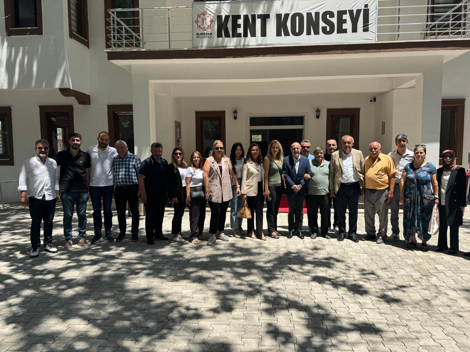 Milletvekili Öztunç Elbistan'da İncelemelerde Bulundu1