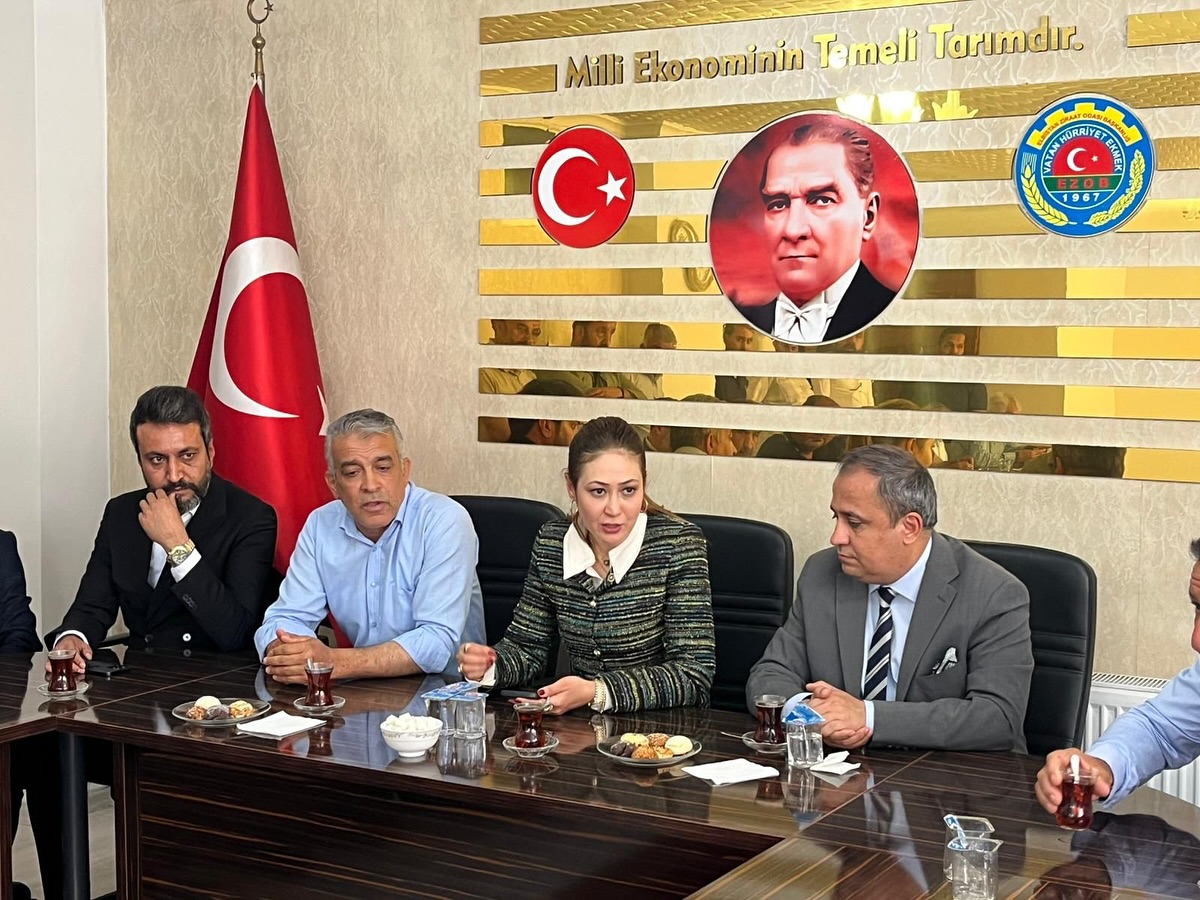 Milletvekili Zuhal Karakoç Dora’dan Elbistan’da Çiftçilere Destek