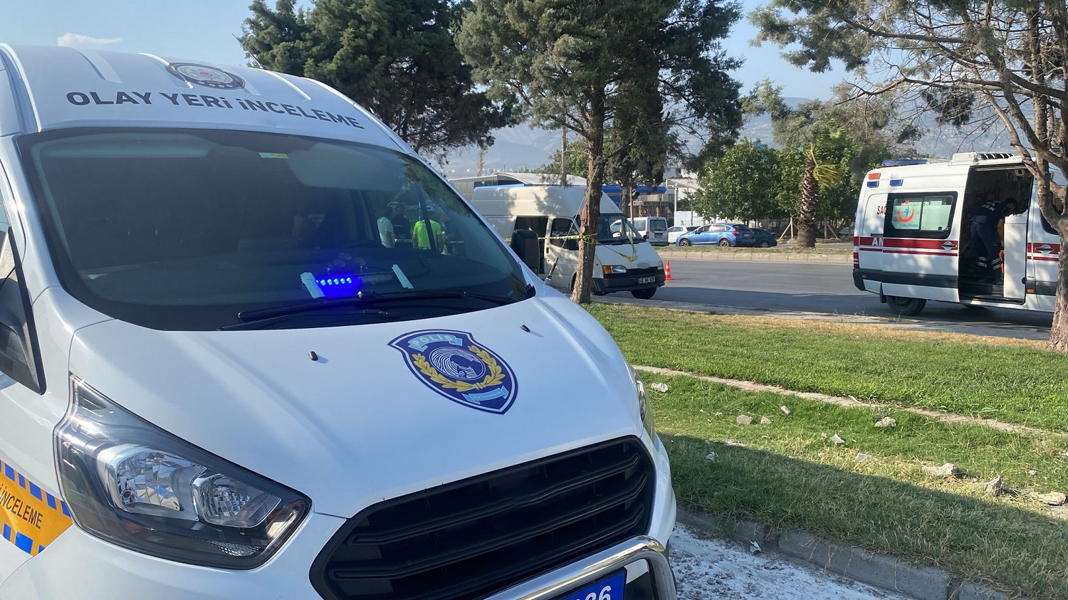Park Halindeki Minibüste Ceset Bulundu (3)