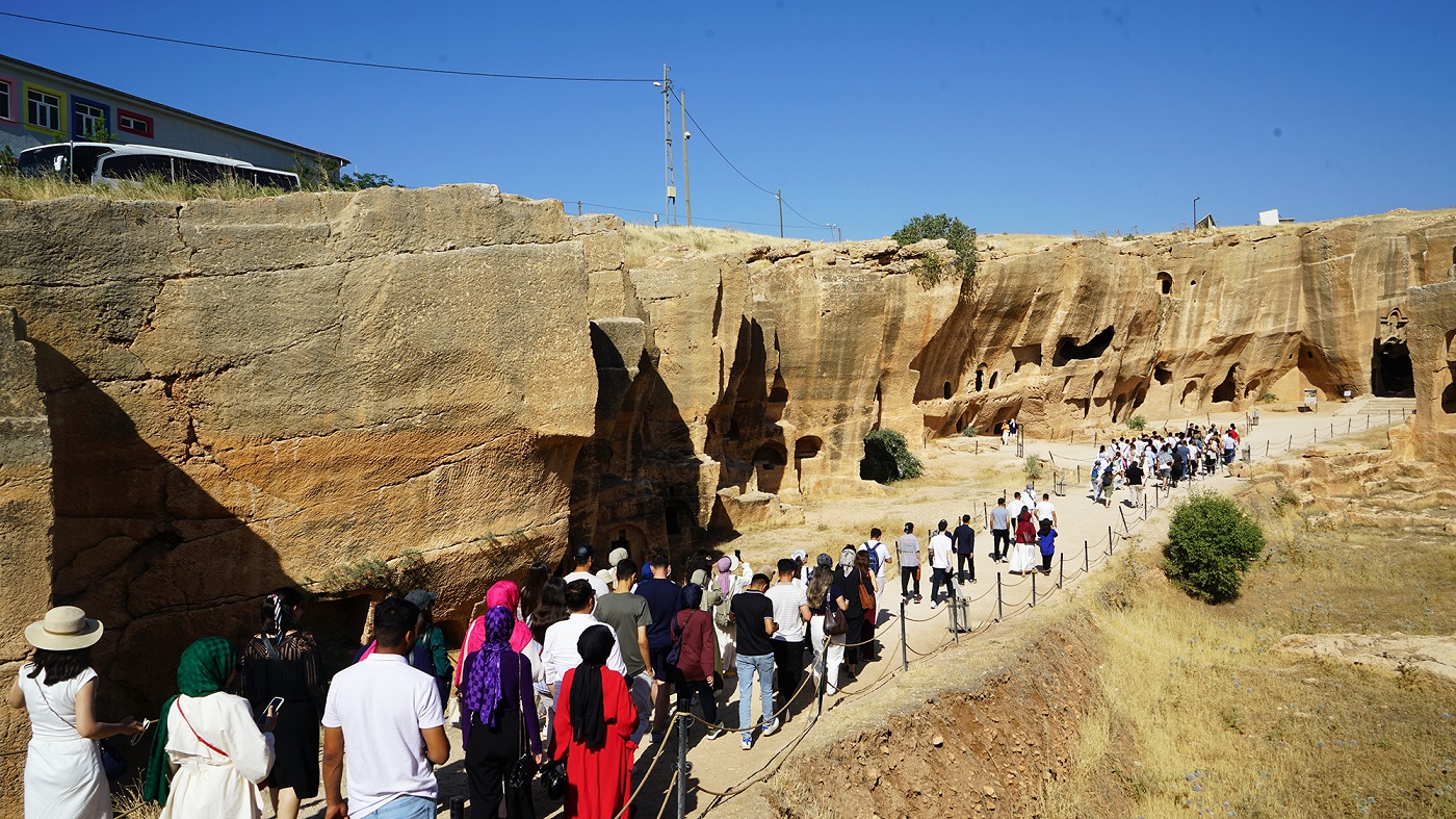 Pusula Mardin’i Gösterdi, Gençler Tarihe Dokundu (2)