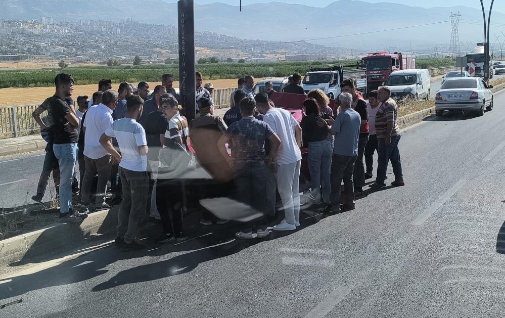 Takla Atan Otomobilin Genç Sürücüsü Hayatını Kaybetti 1