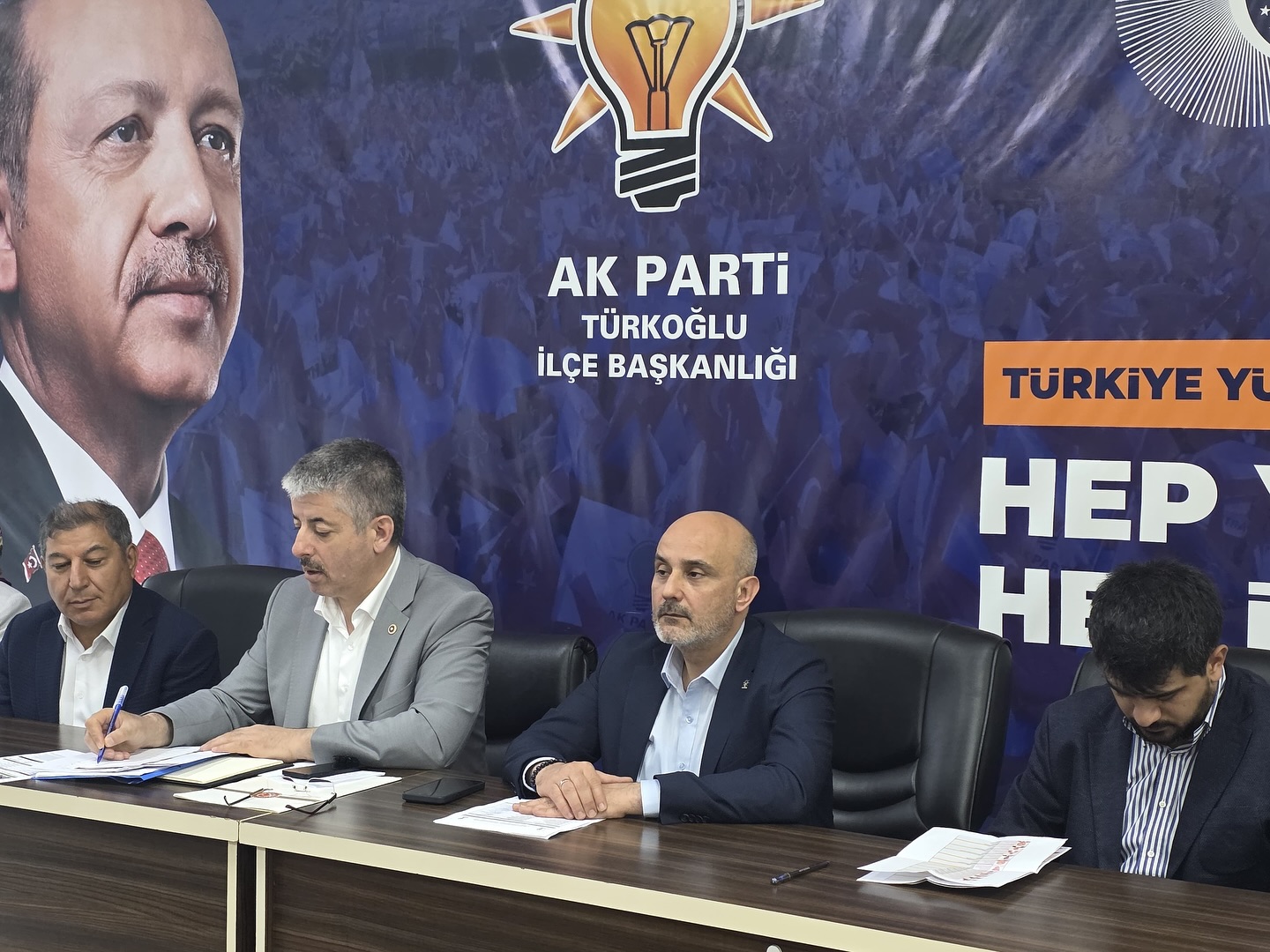 Türkoğlu’nda İlçe Yönetim Kurulu Toplantısı Düzenlendi