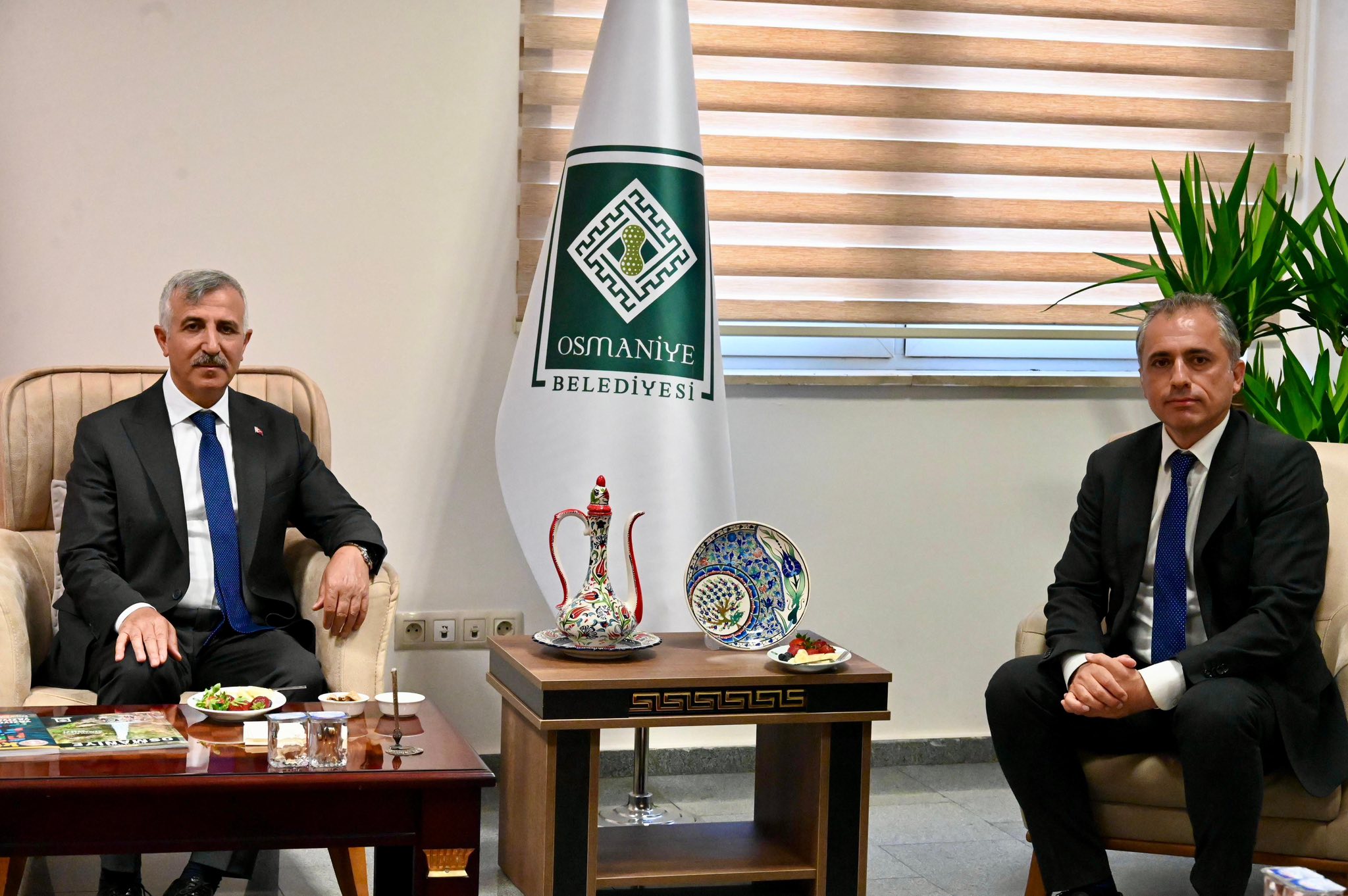 Vali Ünlüer’den Osmaniye Belediye Başkanlığa Ziyaret1