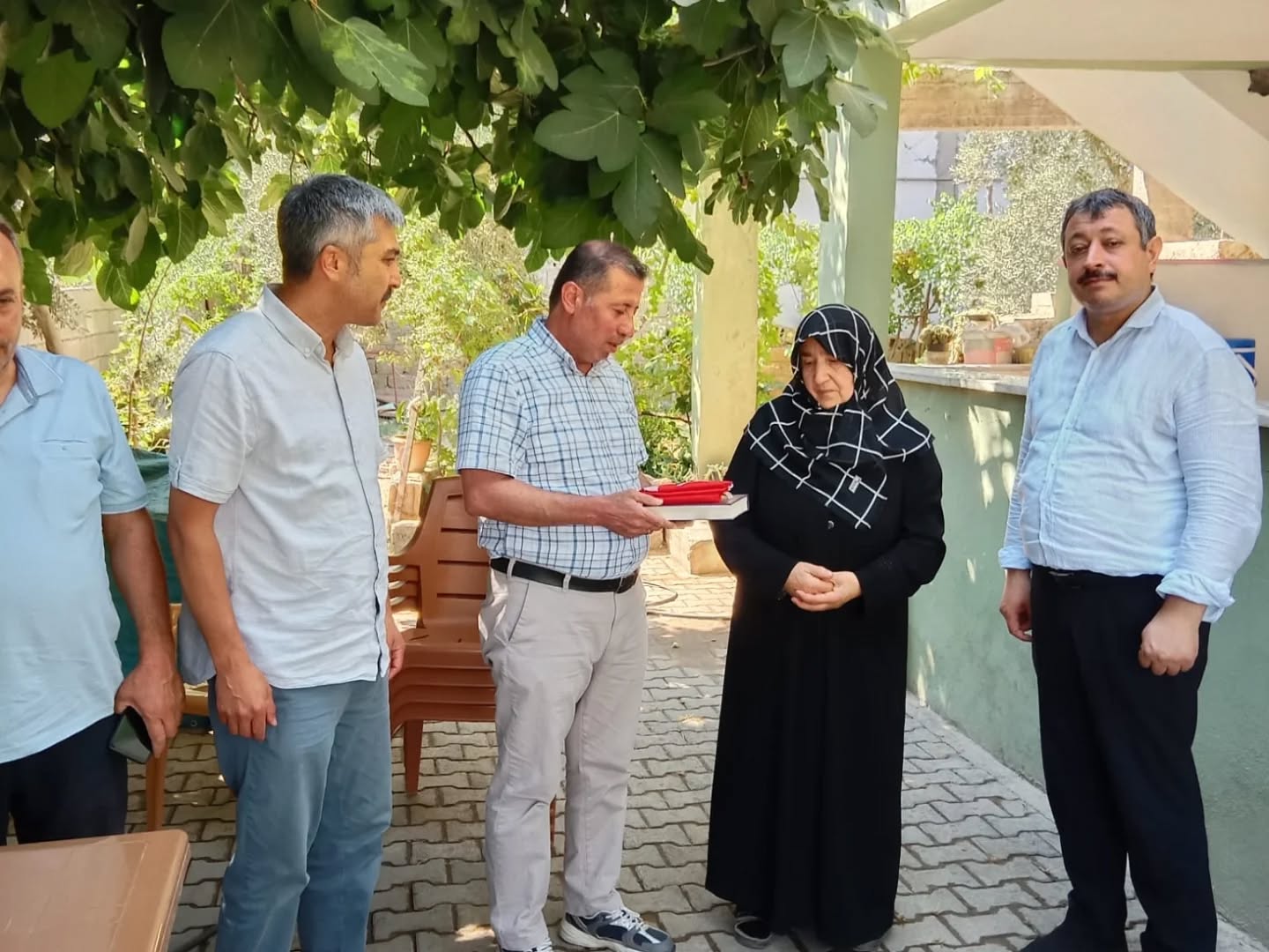 15 Temmuz Şehidi Niyazi Ergüven Kabri Başında Dualarla Anıldı1