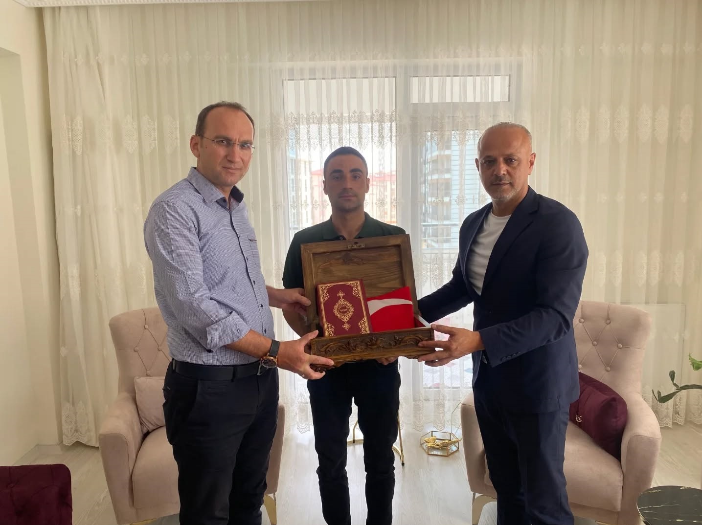 15 Temmuz’da Afşin’de Şehit Aileleri Ve Gaziler Ziyaret Edildi (5)