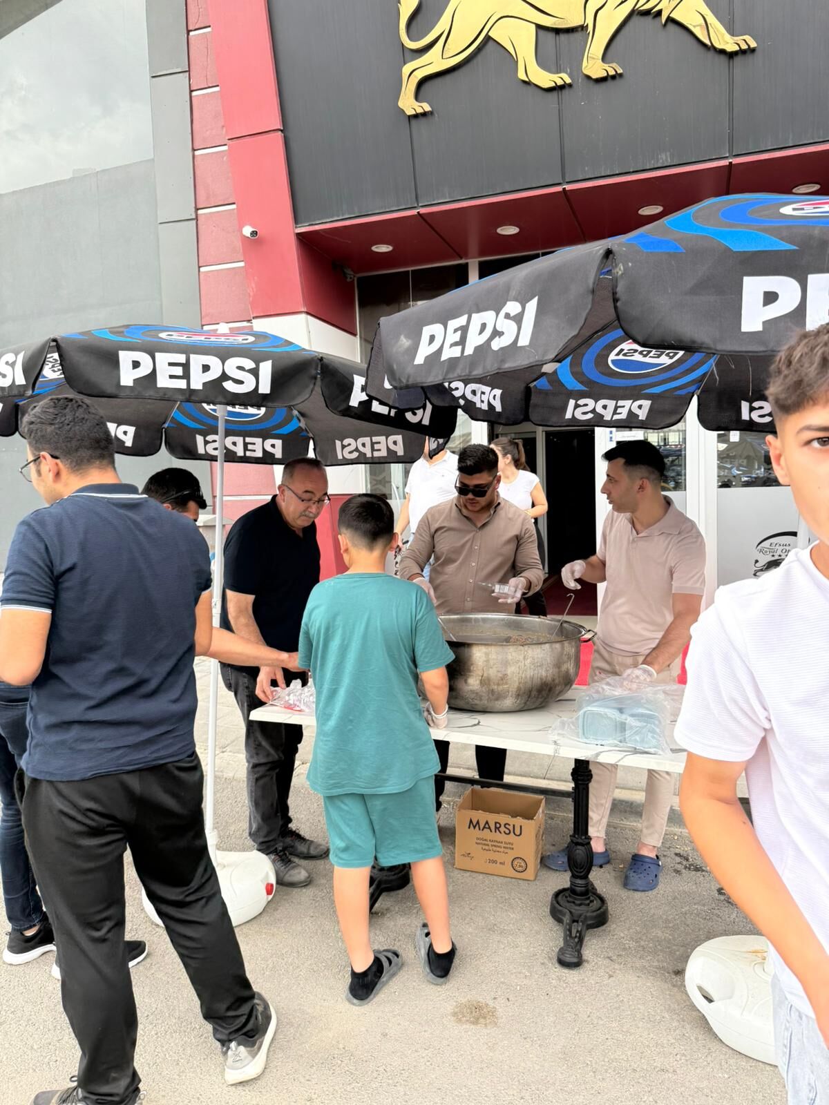 Afşin’de 3 Bin Kişiye Aşure İkramı Yapıldı (1)