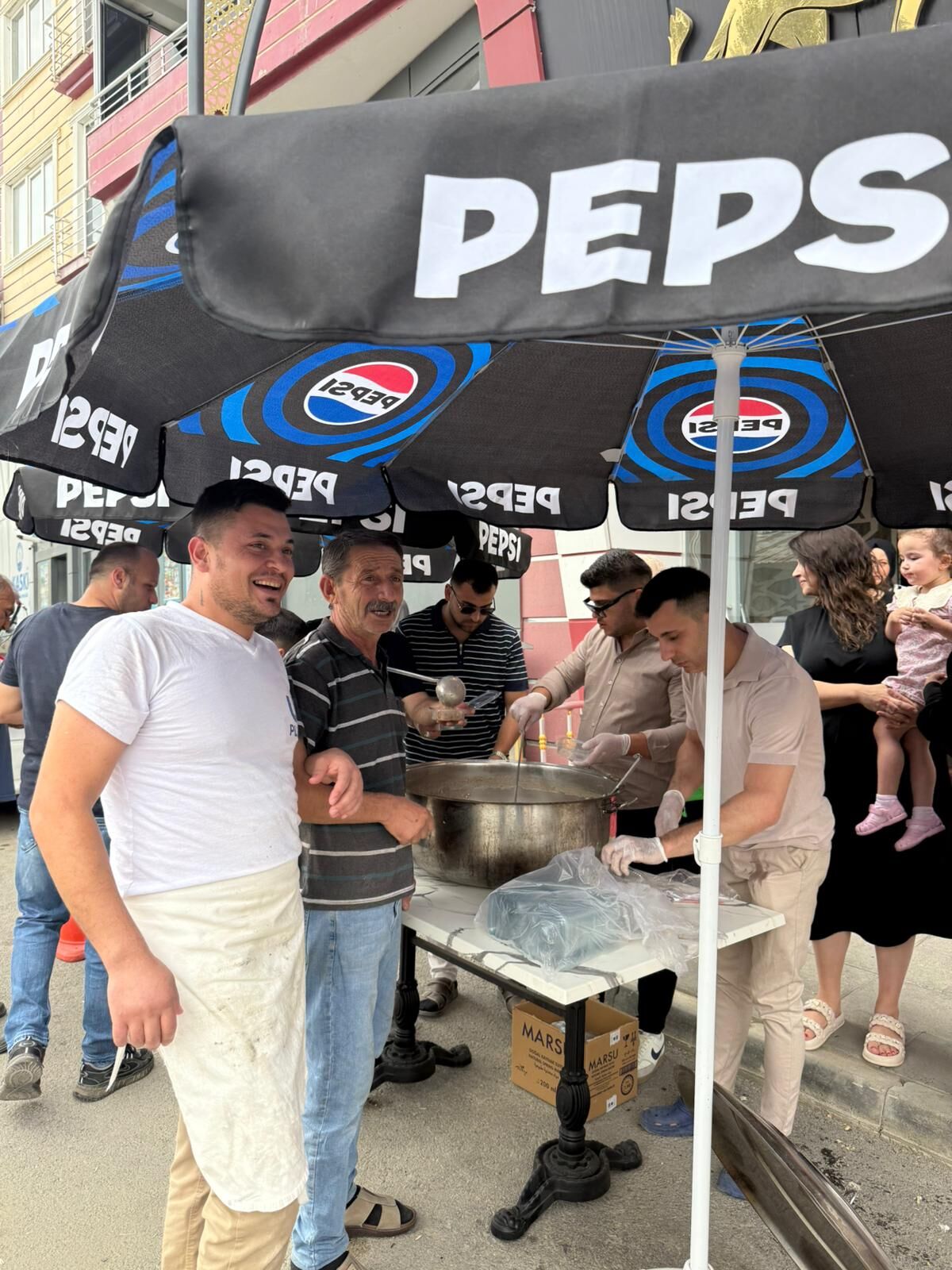 Afşin’de 3 Bin Kişiye Aşure İkramı Yapıldı (3)