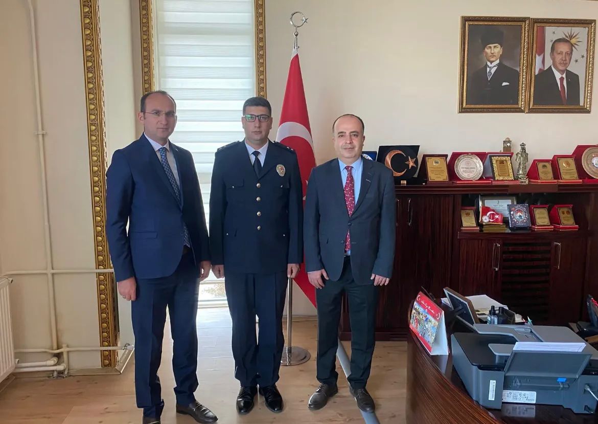 Afşin’de Emniyet Personeline Yeni Rütbeleri Takdim Edildi (3)