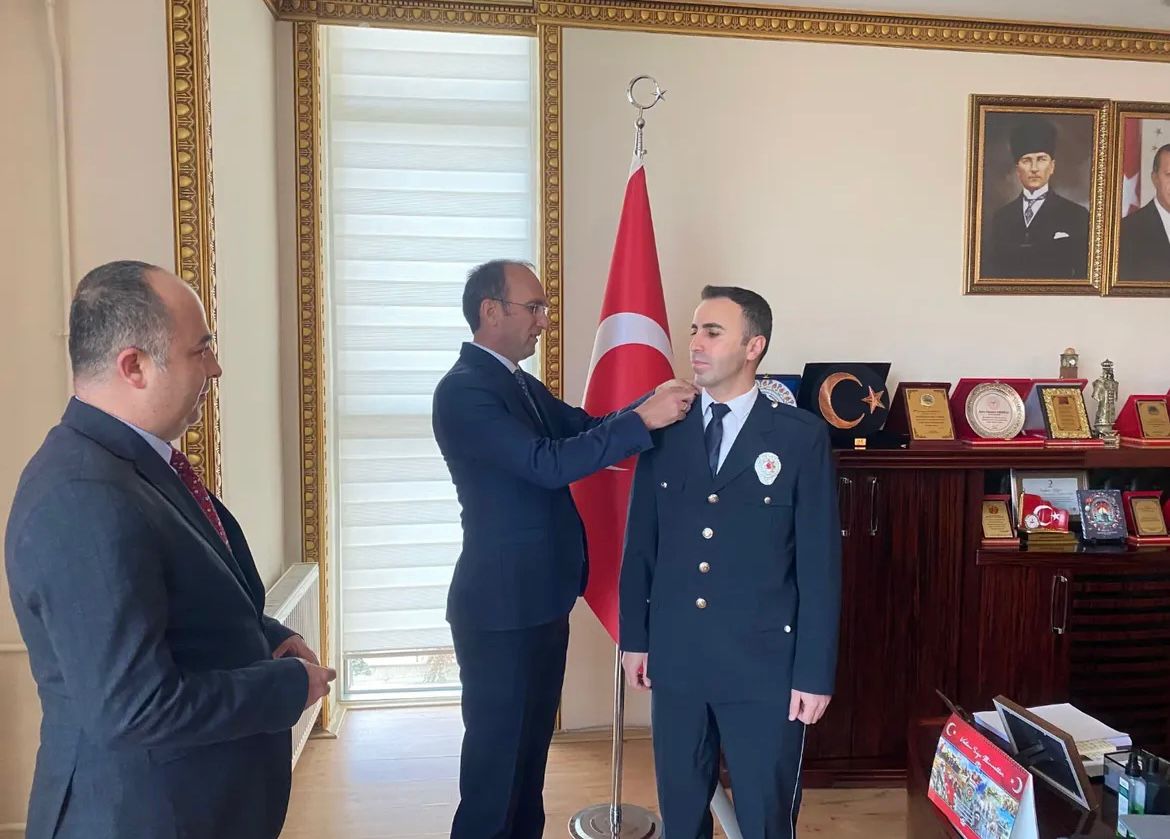 Afşin’de Emniyet Personeline Yeni Rütbeleri Takdim Edildi (5)