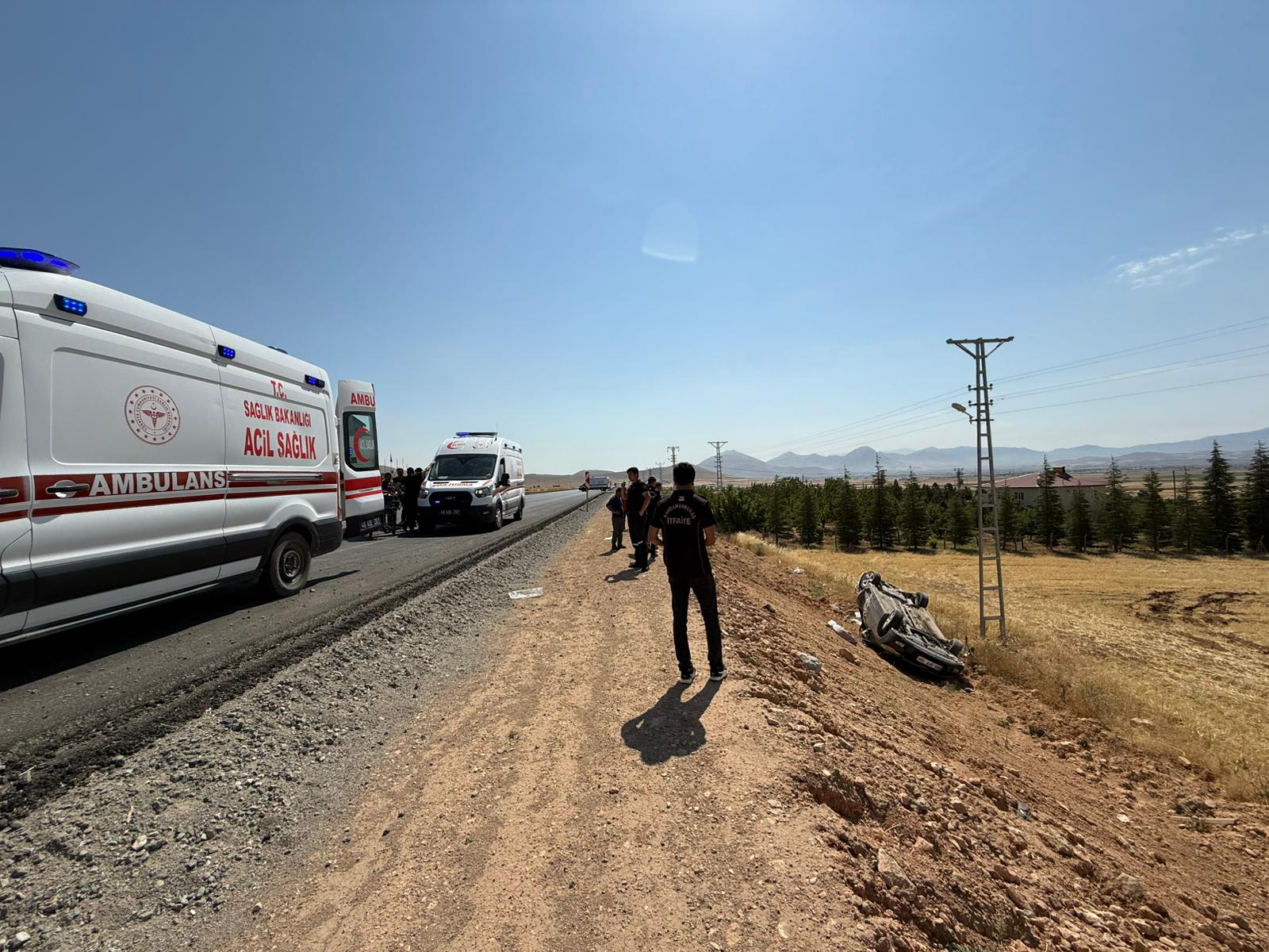 Afşin’de Kontrolden Çıkan Otomobil Takla Attı 4 Yaralı (4)