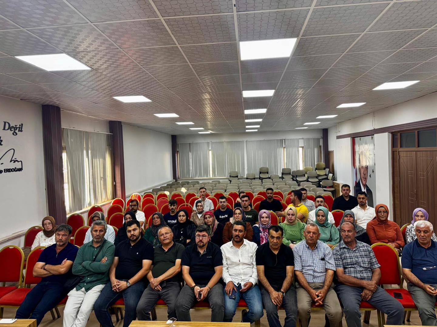 Ak Parti Afşin İlçe Teşkilatı 3 Kademe Yönetim Kurulu Toplantısını Gerçekleştirdi12