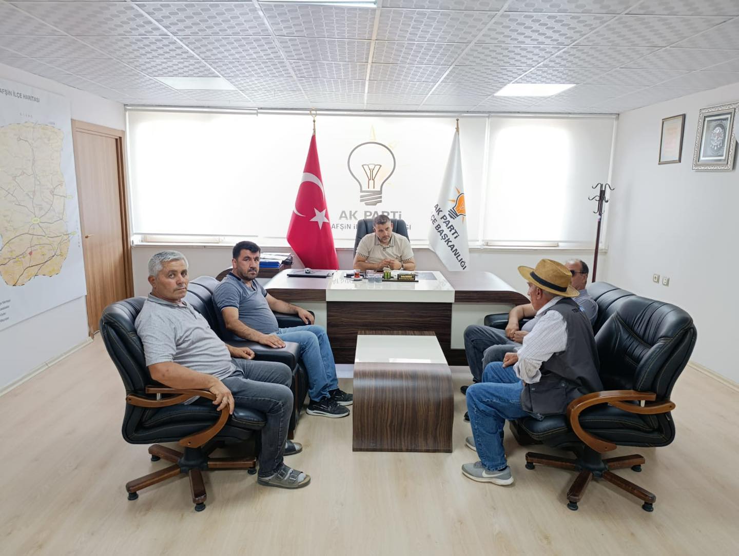 Ak Parti İlçe Teşkilatında Ziyaretler Devam Ediyor5