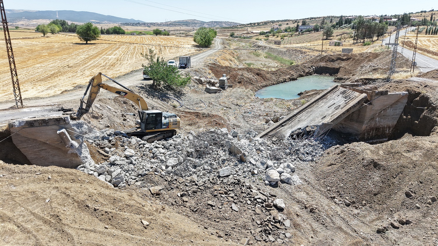 Büyükşehir’den Dulkadiroğlu Yeniyurt’a Yeni Köprü (1)