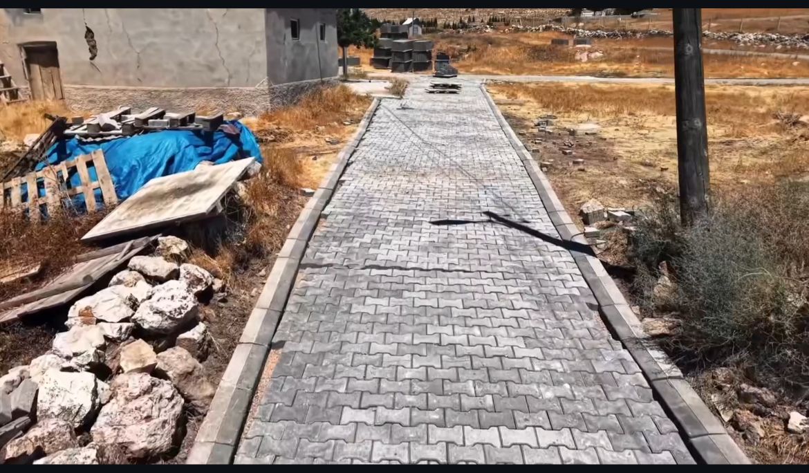 Elbistan Beştepe Mahallesi’nde Kilit Parke Çalışmaları Sürüyor (2)