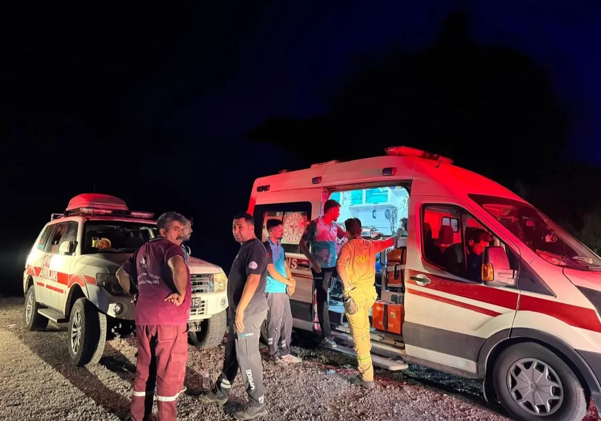 Kahramanmaraş İl Sağlık Müdürlüğü, Orman Yangını Bölgesinde Görev Başında (2)