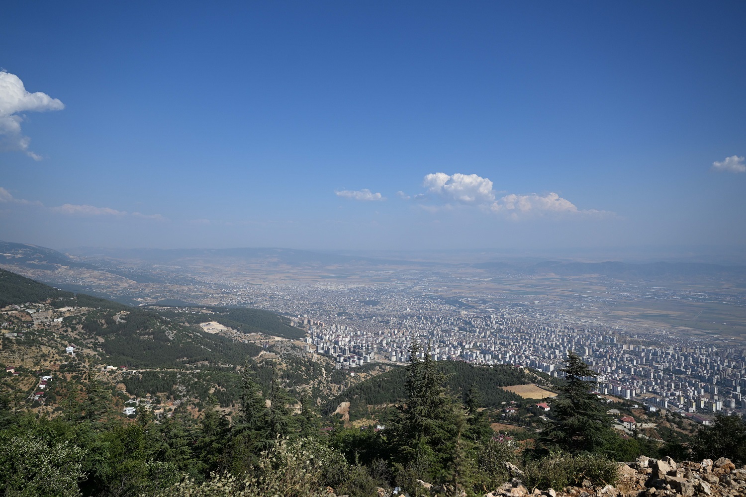 Kahramanmaraş'ın Zirvesine Dev Türk Bayrağı Ve İstiklal Madalyası İşleniyor (8)