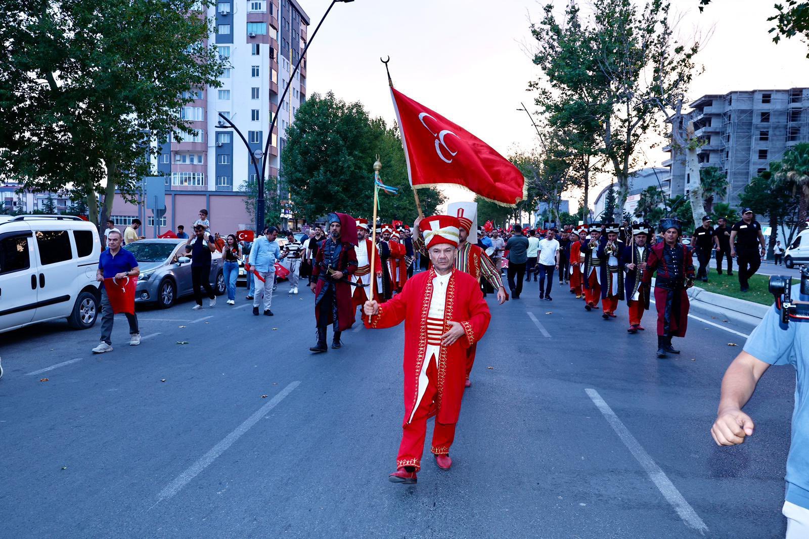Kahramanmaraş’ta Millî Birlik Günü Kortej Yürüyüşü Büyük Coşkuyla Gerçekleşti5