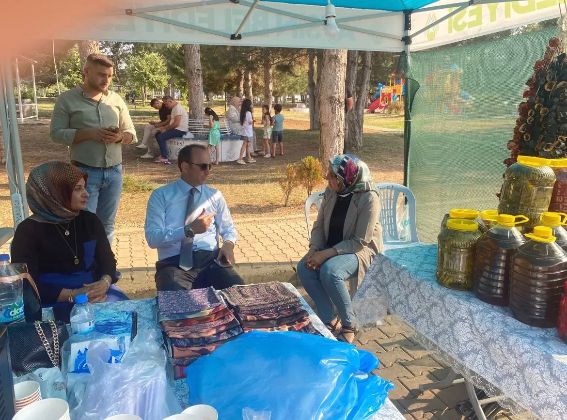 Kaymakam Sarıdoğan, Kadın Emeği Fuarı’nı Ziyaret Etti (3)