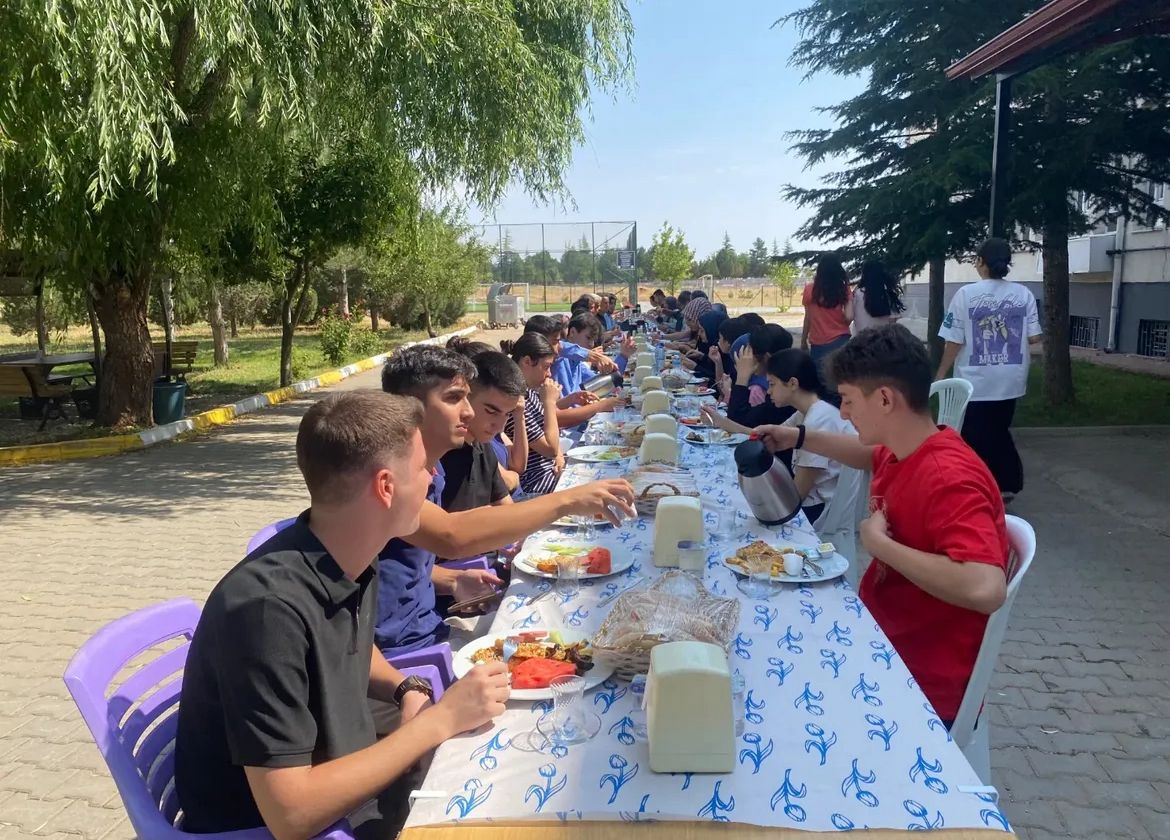Kaymakam Sarıdoğan, Kahvaltı Programında Öğrencilerle Bir Araya Geldi (5)