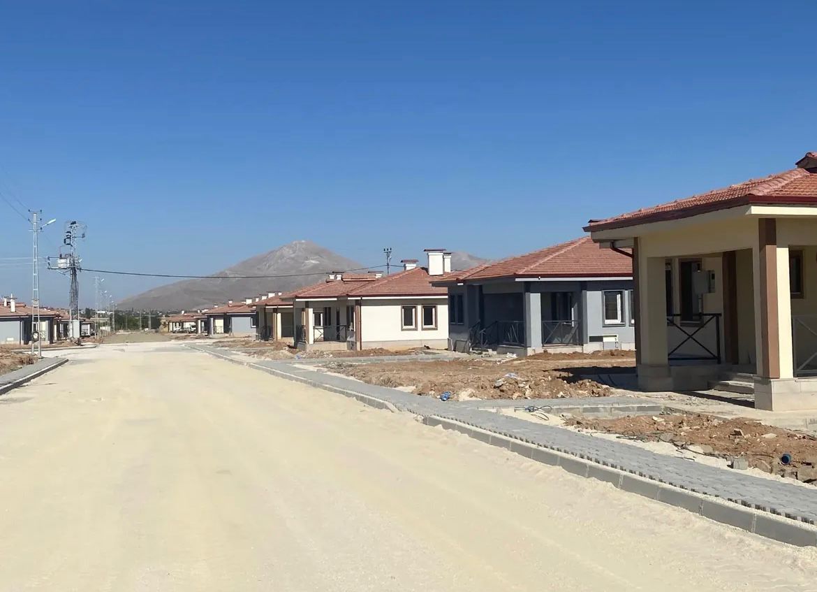Kaymakam Sarıdoğan, Kırsal Konut Çalışmalarını Yerinde İnceledi (12)