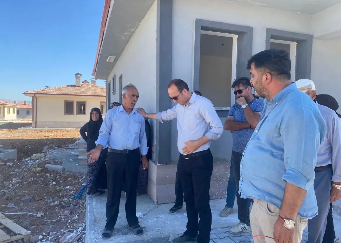 Kaymakam Sarıdoğan, Kırsal Konut Çalışmalarını Yerinde İnceledi (13)