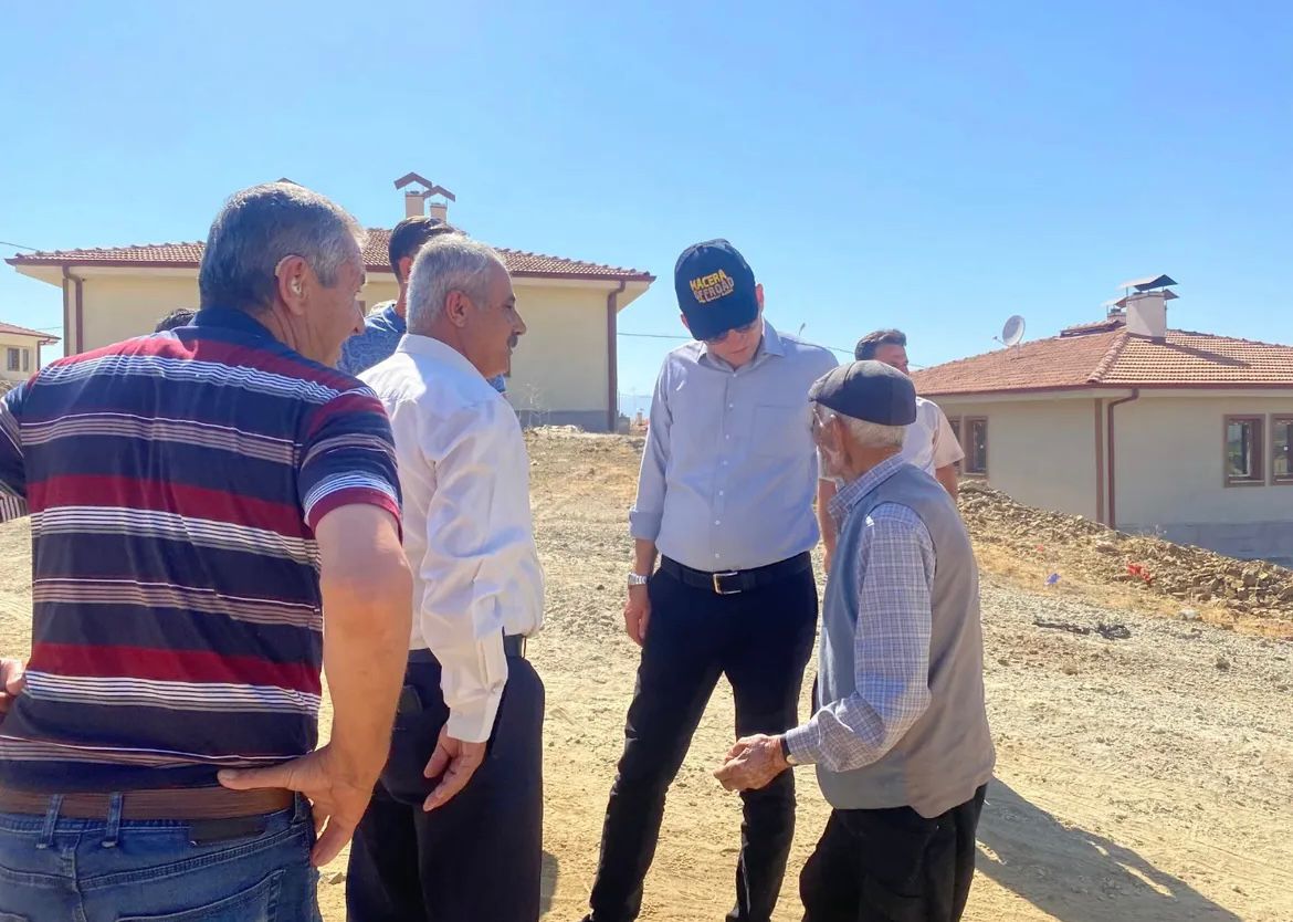 Kaymakam Sarıdoğan, Kırsal Konut Çalışmalarını Yerinde İnceledi (2)