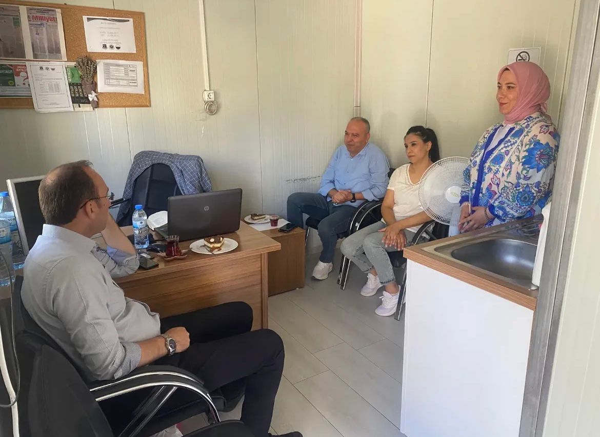 Kaymakam Sarıdoğan’dan Mikro Kredi Şubesine Ziyaret (2)