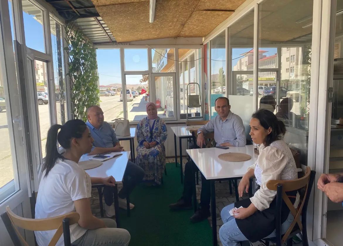 Kaymakam Sarıdoğan’dan Mikro Kredi Şubesine Ziyaret (9)