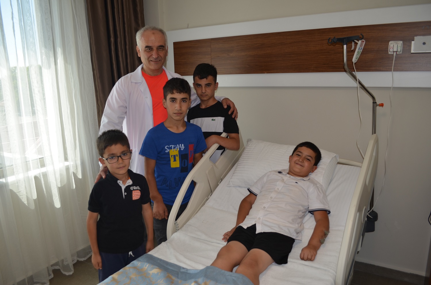 Kemik Kısalığı Olan Efe'nin Kol Uzatma Yolculuğu Devam Ediyor (3)
