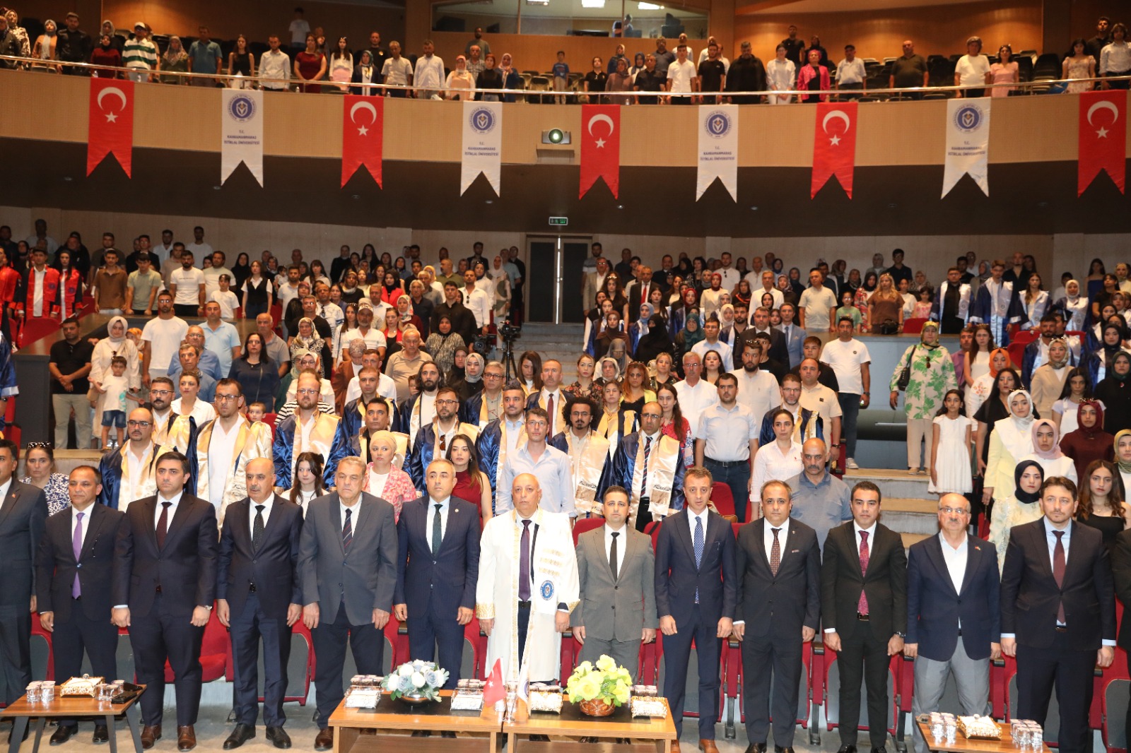 Ki̇ü Mezuniyet Töreninde Şehitlere Saygı Kep Atılmadı, Müzik Çalınmadı (6)