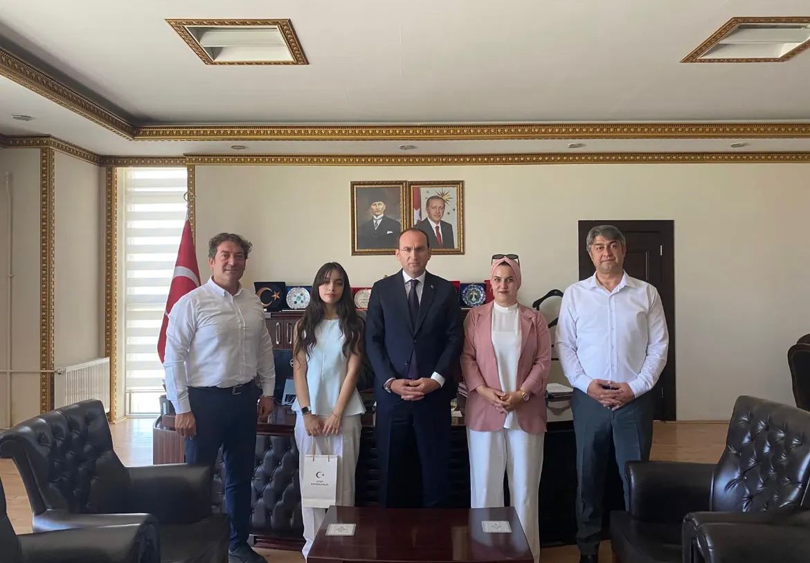 Lgs Türkiye Birincisi İklima Su Polat'tan Kaymakam Sarıdoğan’a Ziyaret (1)