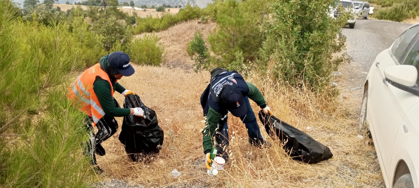 Onikişubat Belediyesi Tüm Birimleriyle Yangın Bölgesinde Teyakkuzda (4)