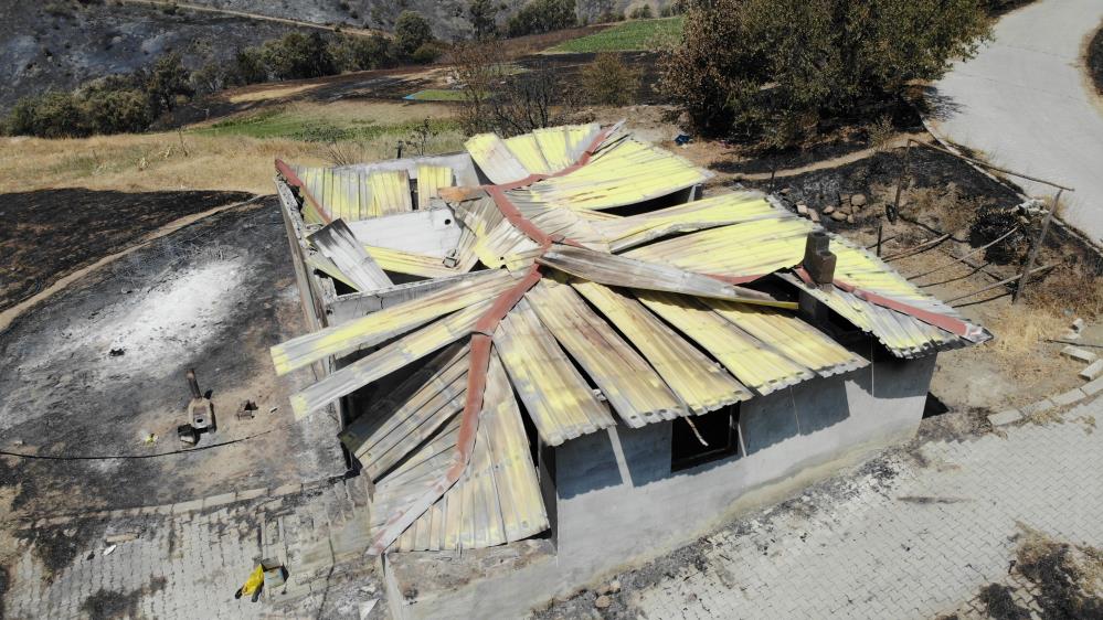 Orman Yangınında Evi Yanan Vatandaş Evimi Görünce İçim Parça Parça Oldu 7