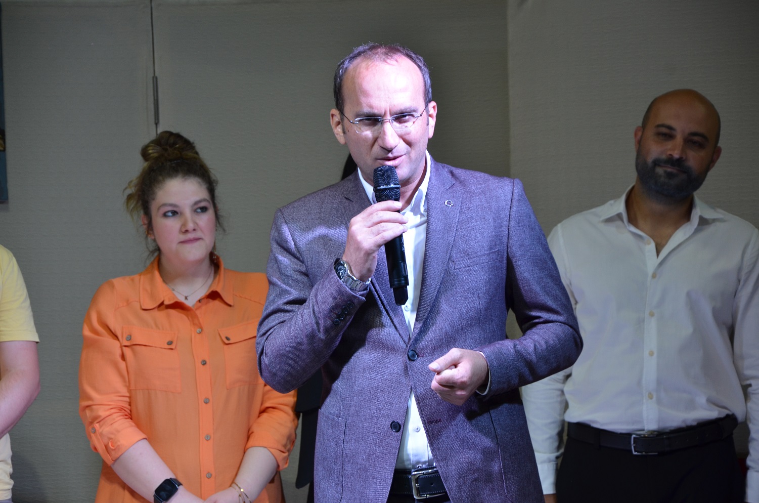 Temiz Aklın Kirli Oyunları Afşin’de Tiyatroseverlerle Buluştu (22)