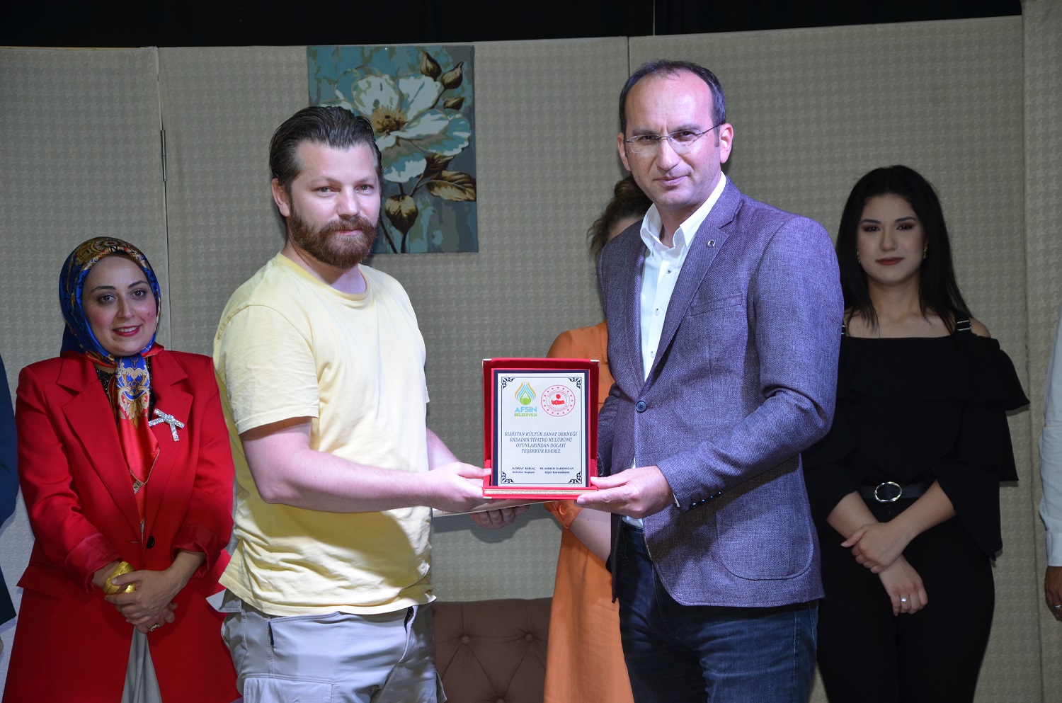 Temiz Aklın Kirli Oyunları Afşin’de Tiyatroseverlerle Buluştu (24)