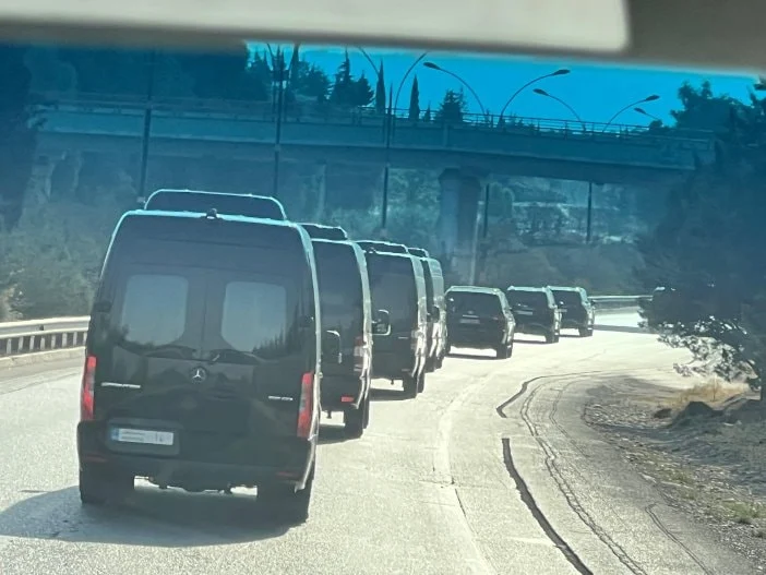 Terör Örgütü Pkk Dakikalar Içinde Silah Bırakıyor