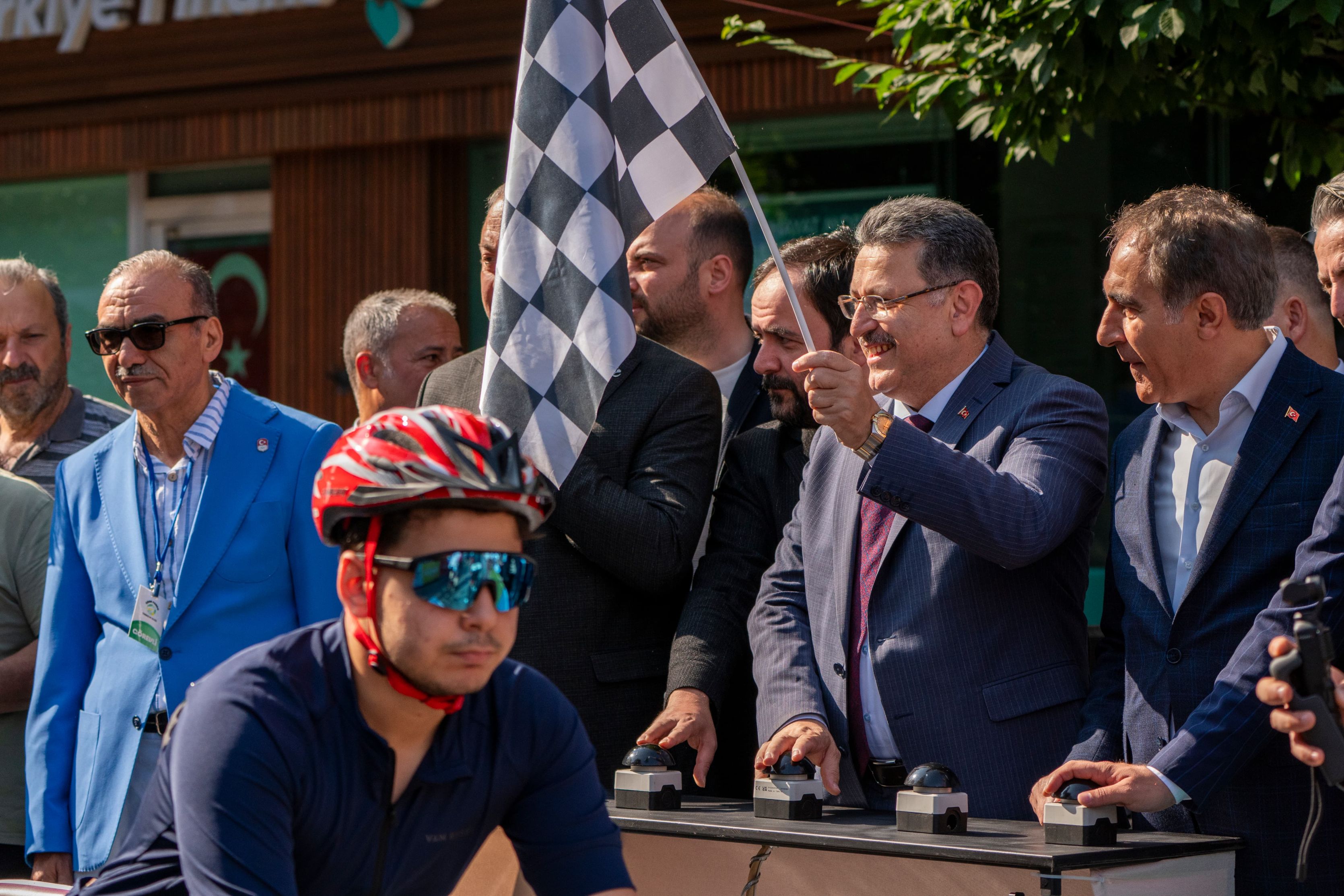 Trabzon’da İlk Kez Düzenlenen Gran Fondo Bisiklet Yarışı Karadeniz’e Özgü Doğal Güzellikleriyle Herkesi Büyüledi3