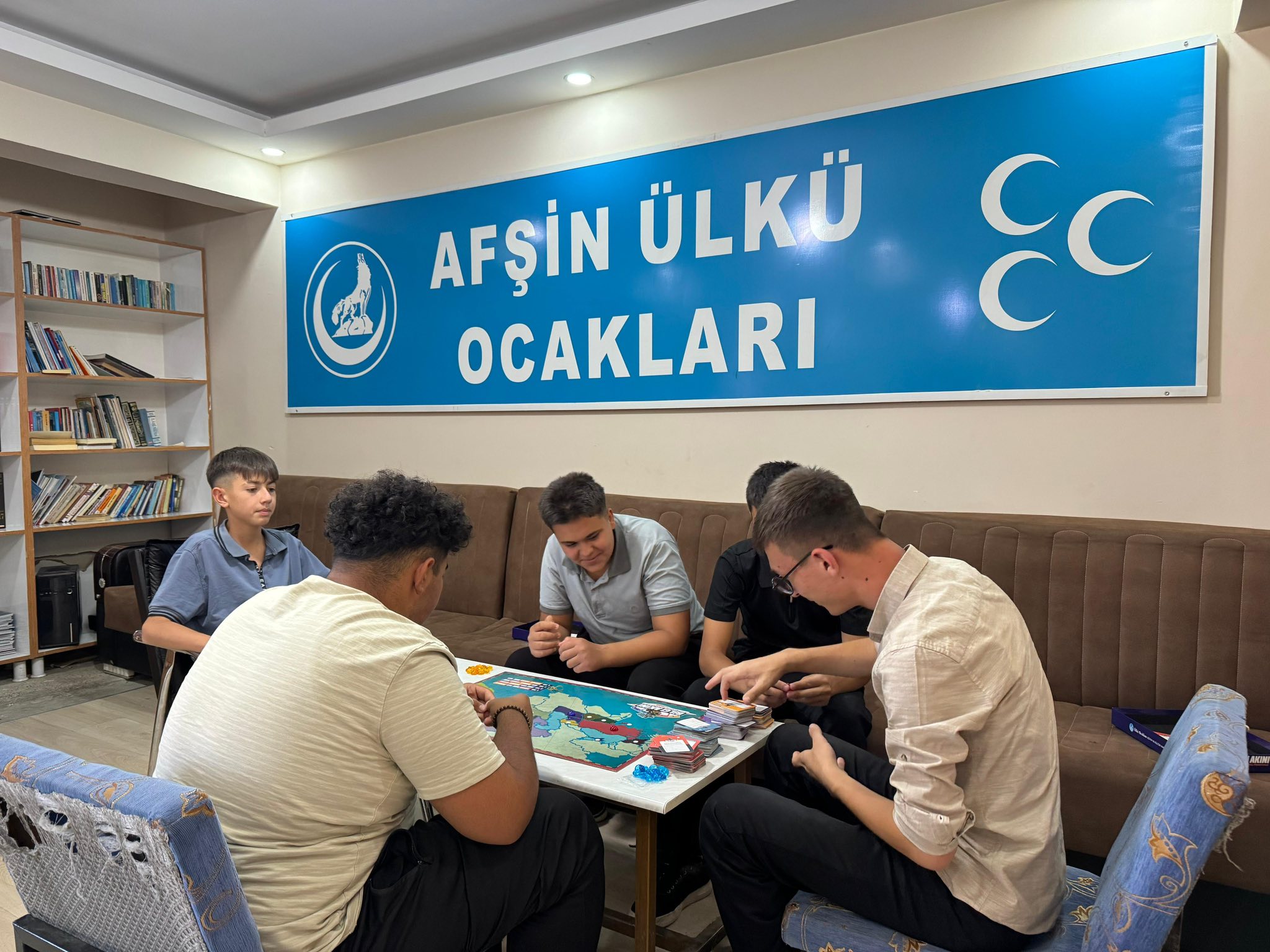 Ülkü Ocakları’ndan Ortaöğretim Öğrencilerine Zekâ Dolu Yaz Etkinliği