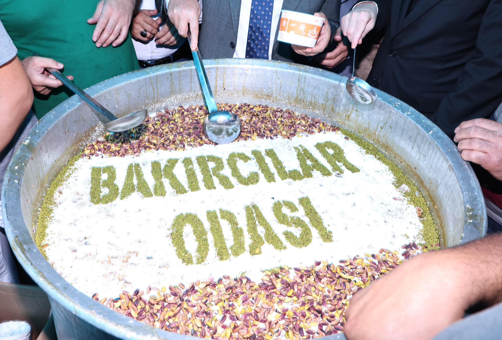 Vali Ünlüer, Aşure Programına Katıldı1