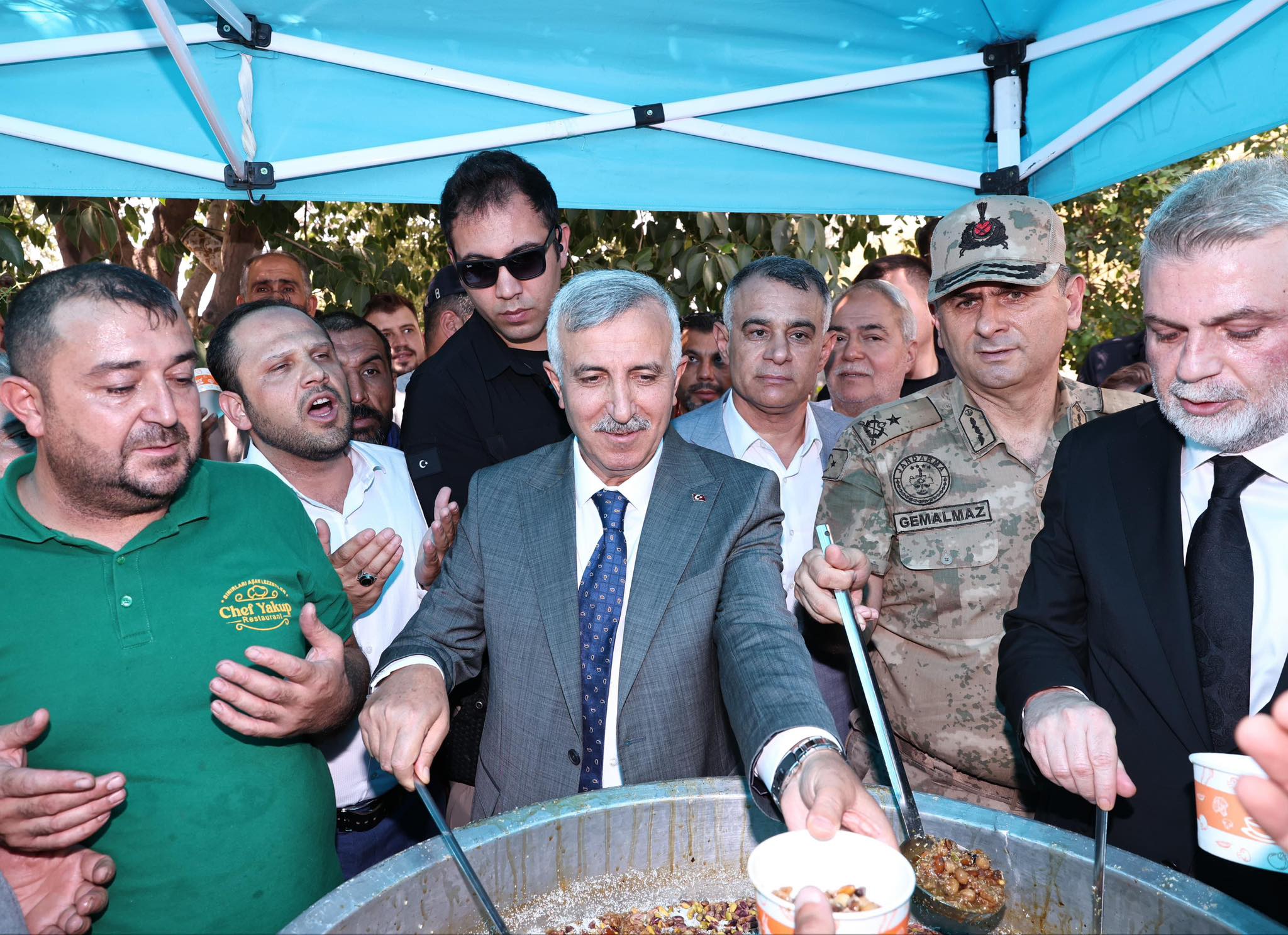 Vali Ünlüer, Aşure Programına Katıldı2