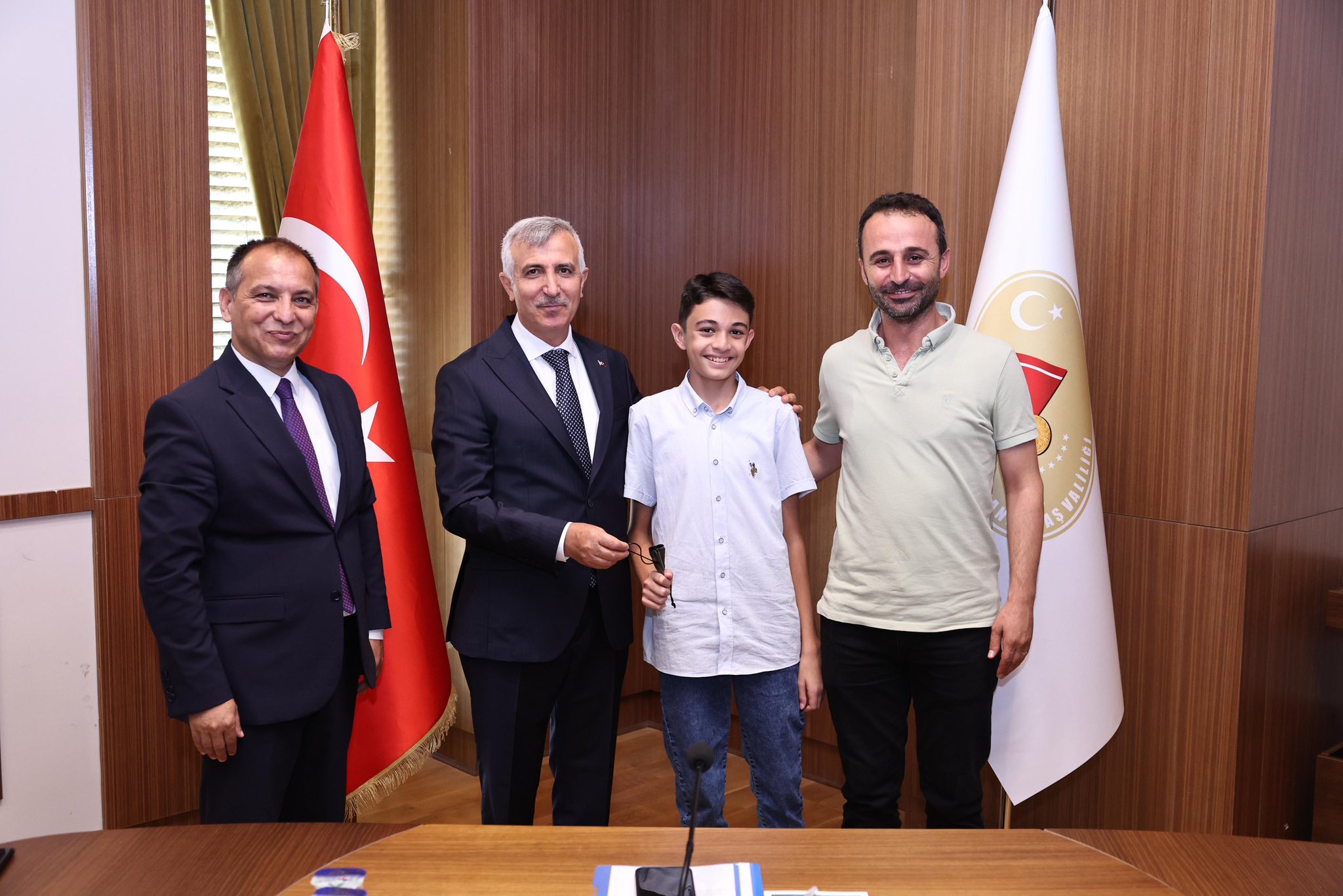 Vali Ünlüer, Lgs Türkiye Birincilerini Makamında Ağırladı10