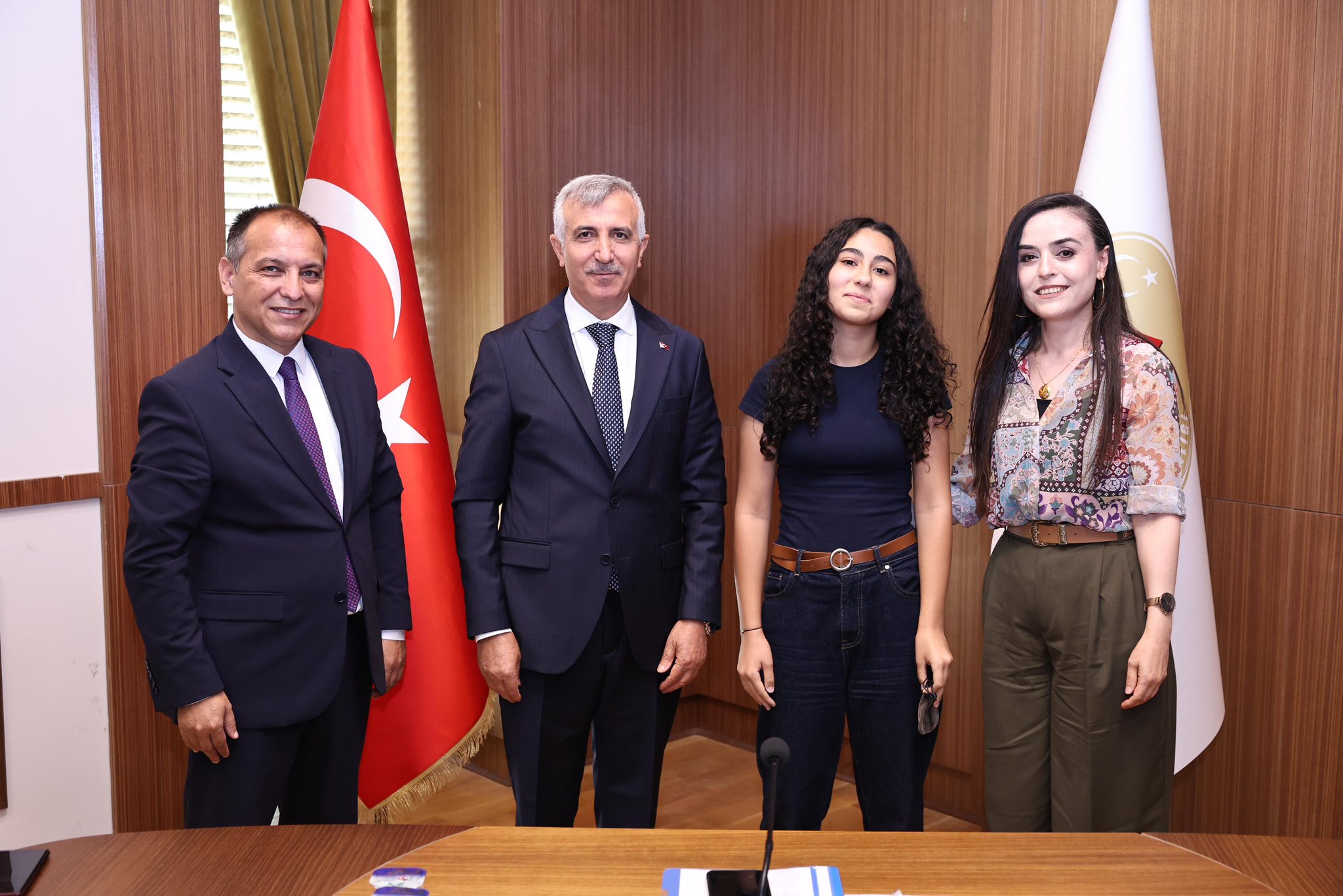 Vali Ünlüer, Lgs Türkiye Birincilerini Makamında Ağırladı11