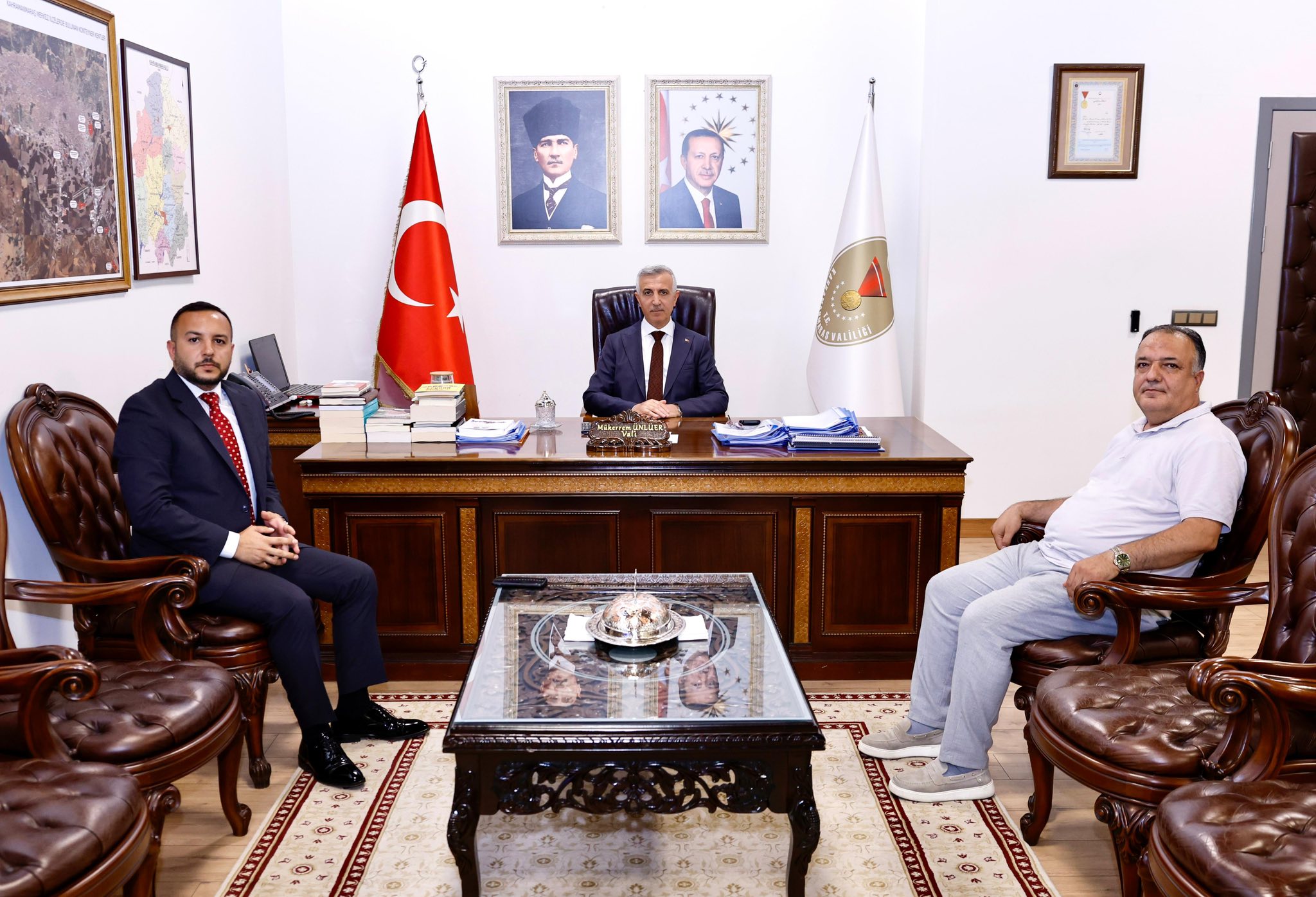 Vali Ünlüer, Stk Ve Siyasi Parti Temsilcilerini Makamında Kabul Etti3