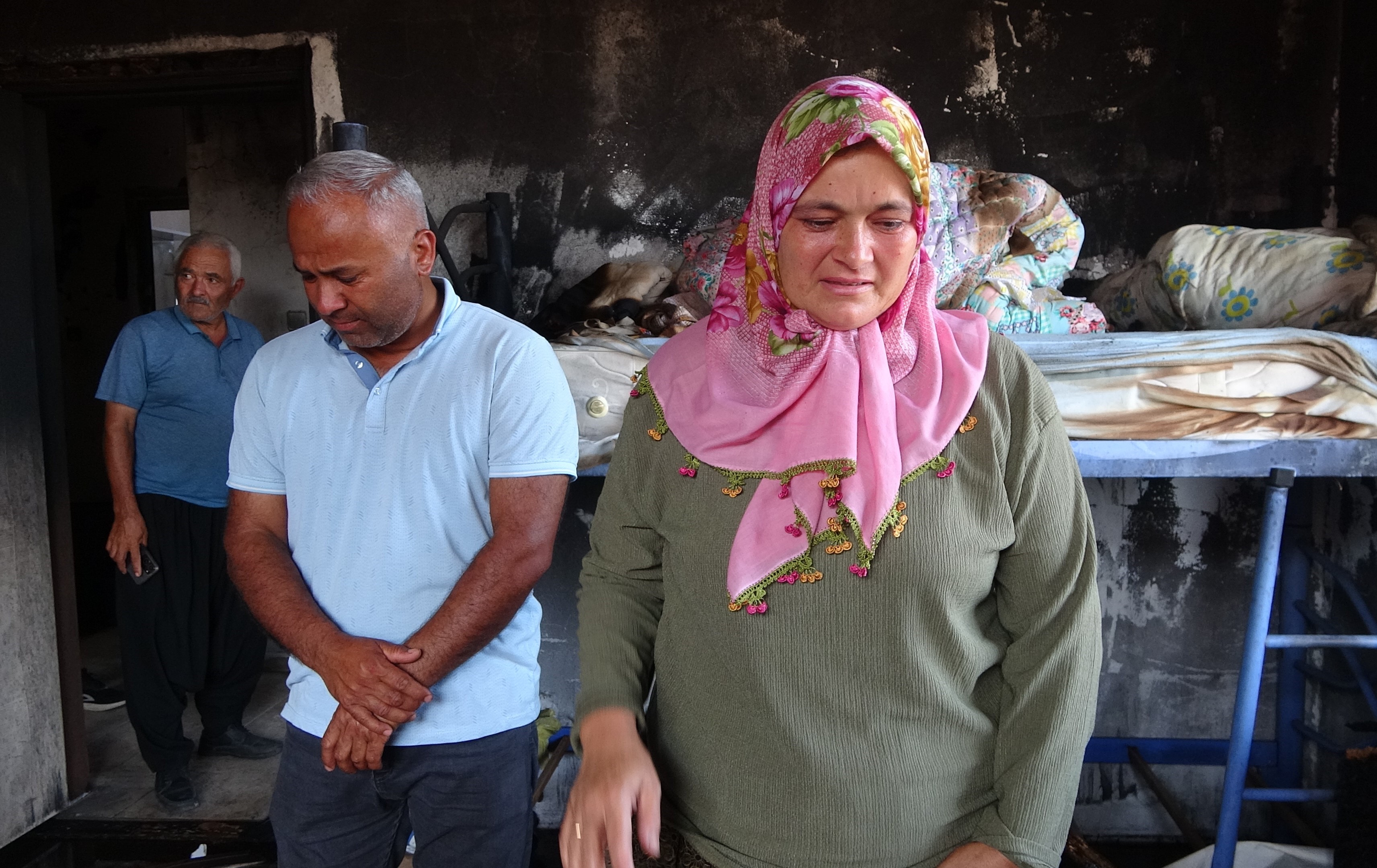 25 Yıllık Emek Kundaklamayla Kül Oldu En Mutlu Günlerini Komşu Zehire Çevirmiş (1)