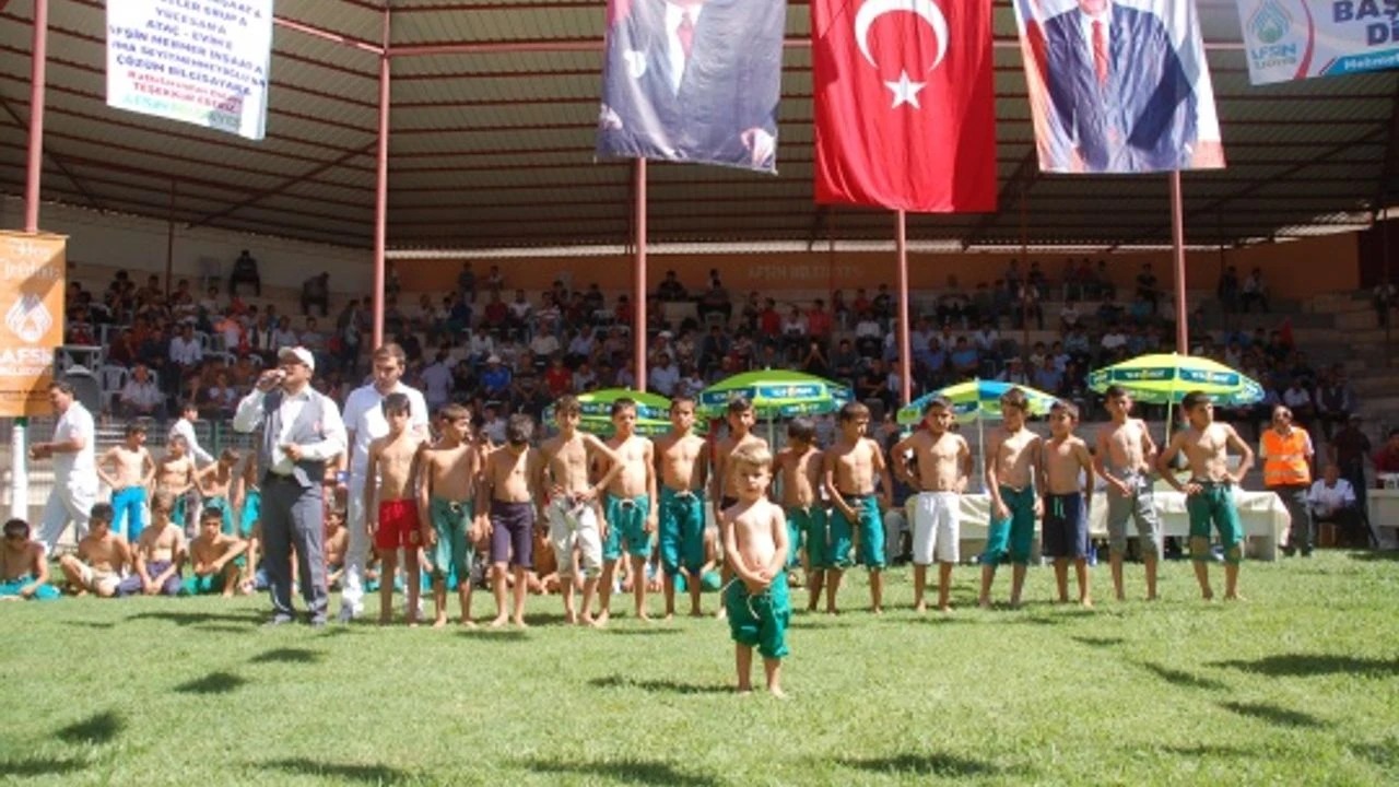 Afşin Eshab I Kehf Karakucak Güreş Festivali Yeniden Başlıyor