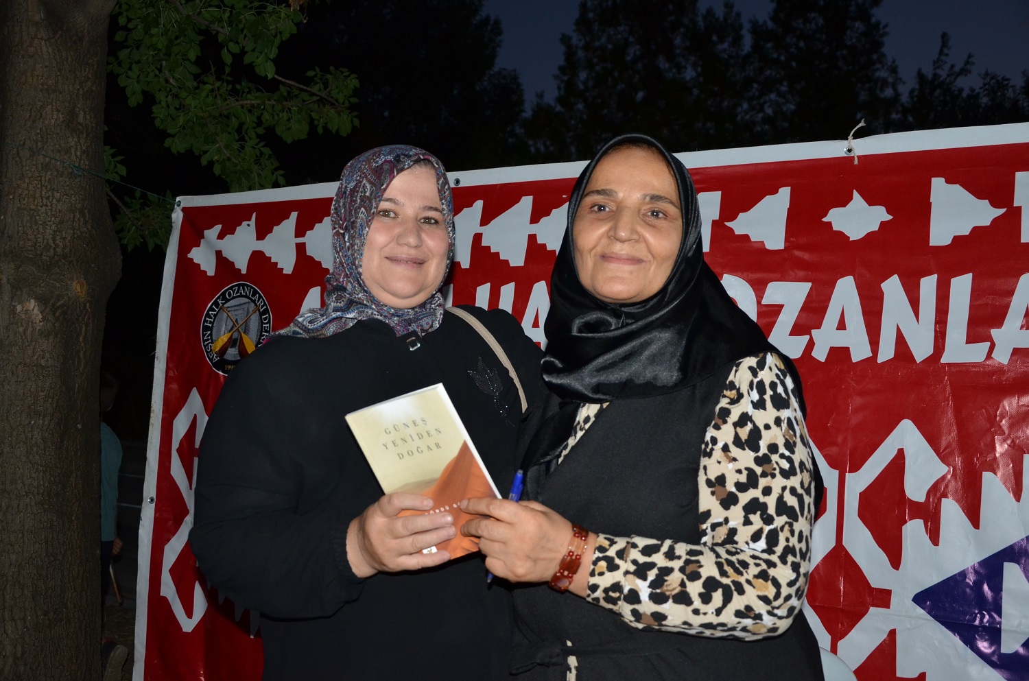 Afşin’de Döndü Güneş’in Şiir Kitabı Tanıtım Ve İmza Günü Gerçekleşti (2)