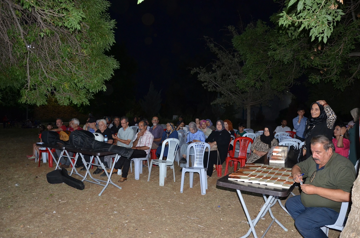 Afşin’de Döndü Güneş’in Şiir Kitabı Tanıtım Ve İmza Günü Gerçekleşti (8)