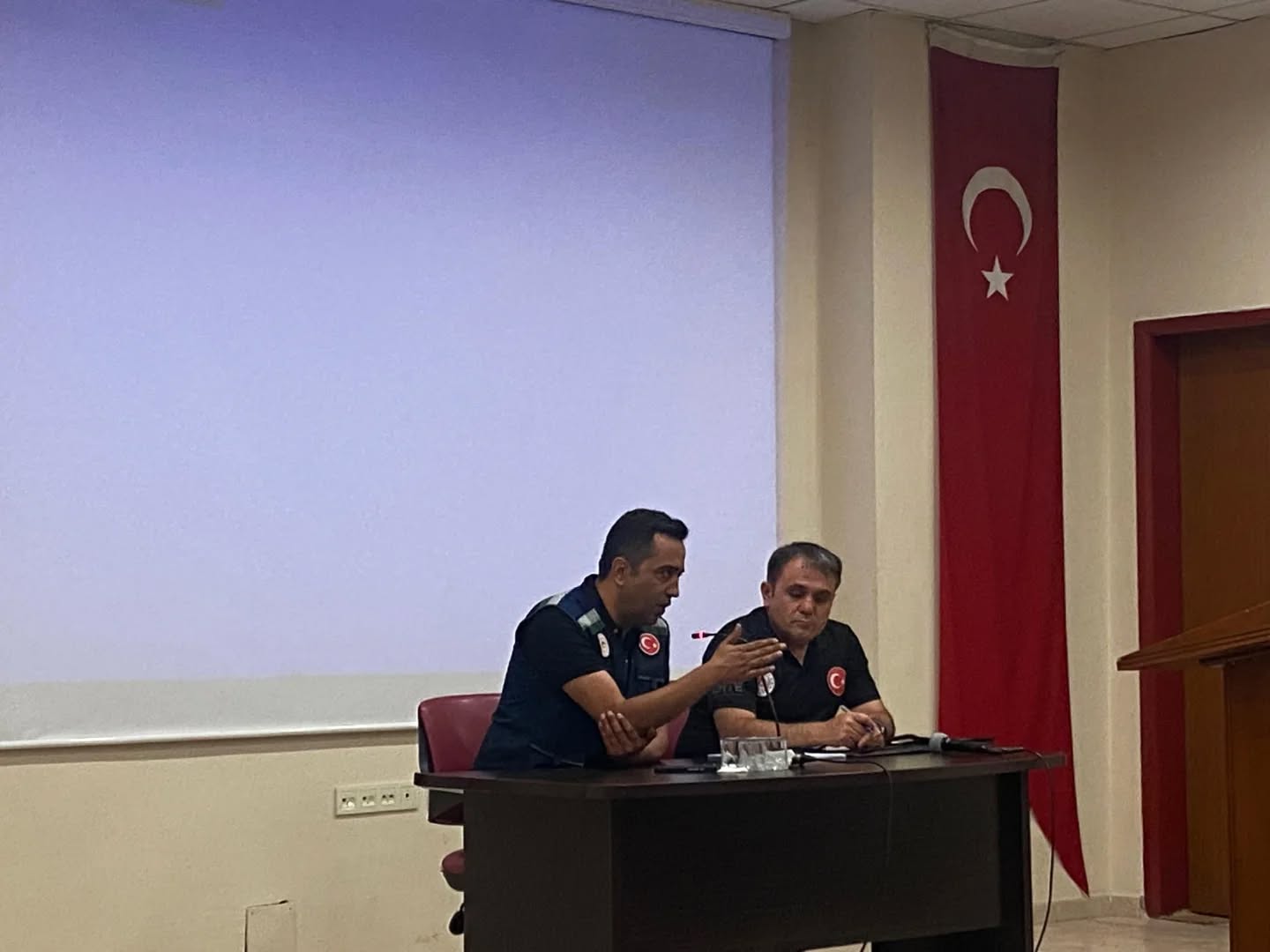 Afşin’de Kırsal Konut Projeleri Değerlendirme Toplantısı Gerçekleştirildi3
