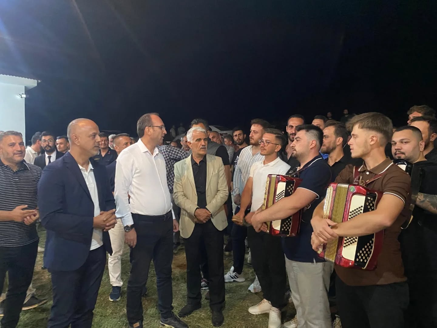 Afşin’de Örnek Düğün Silah Sıkmaya Hayır Pankartı Açıldı5