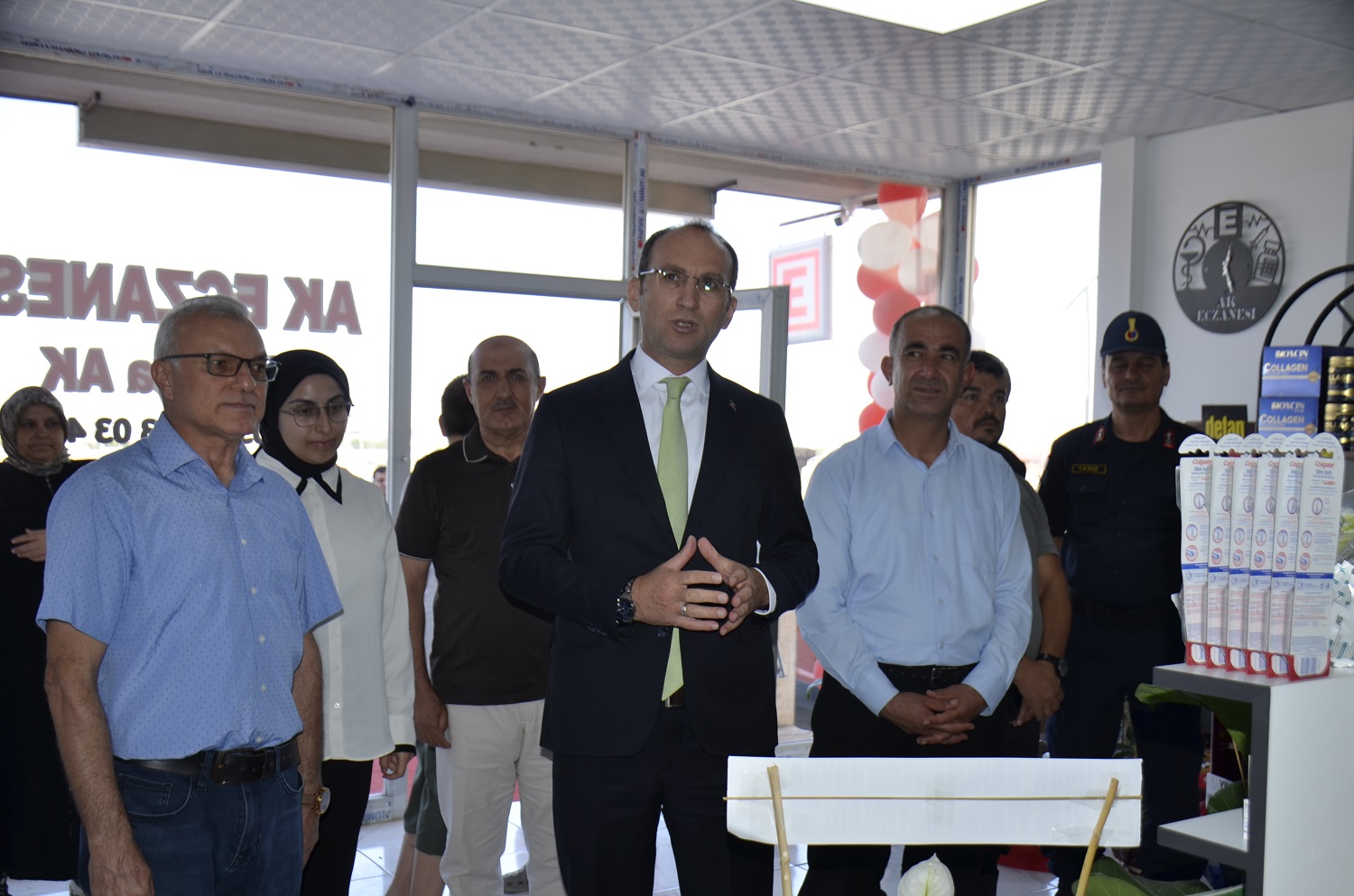 Ak Eczanesi Açılış Töreni (1)